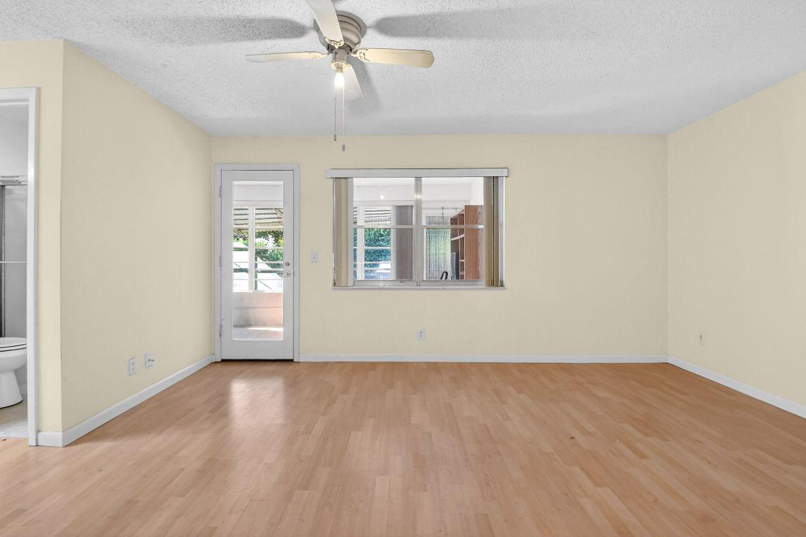 POINTE OVERLOOK CONDO - Residential