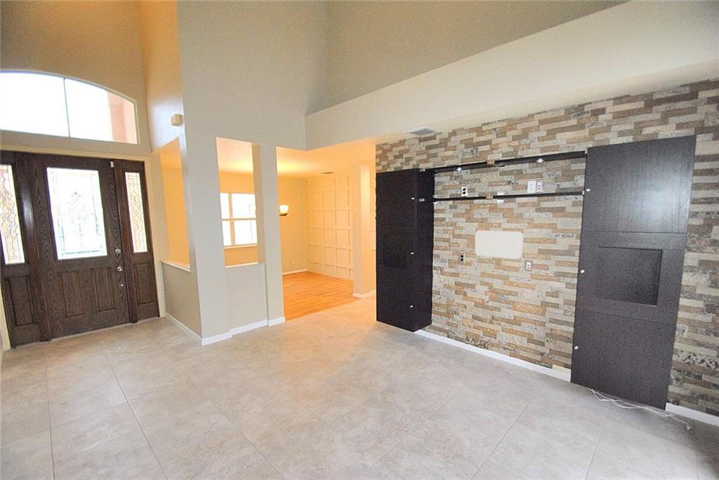 Spinnaker Bay At Lake Cha - Residential Lease