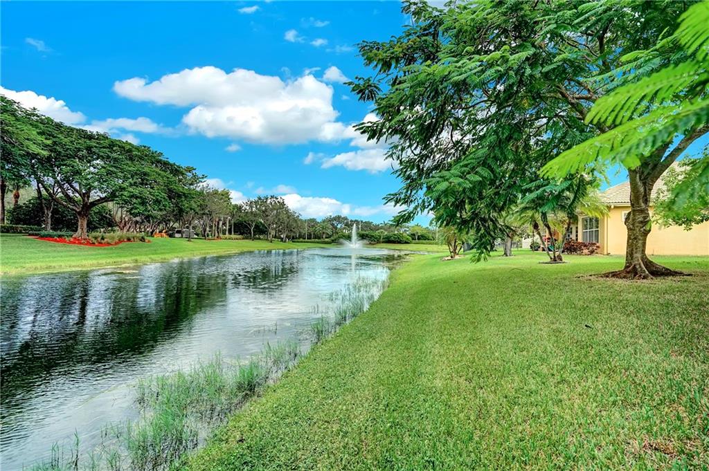 Parkland Isles - Residential
