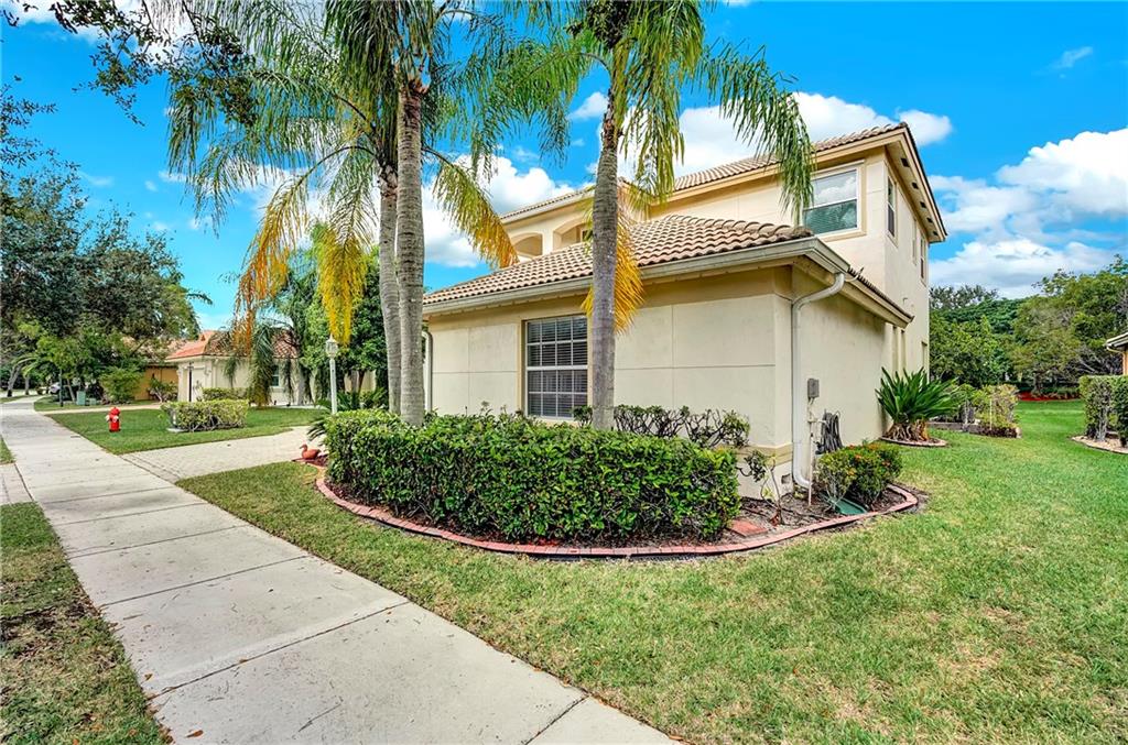 Parkland Isles - Residential