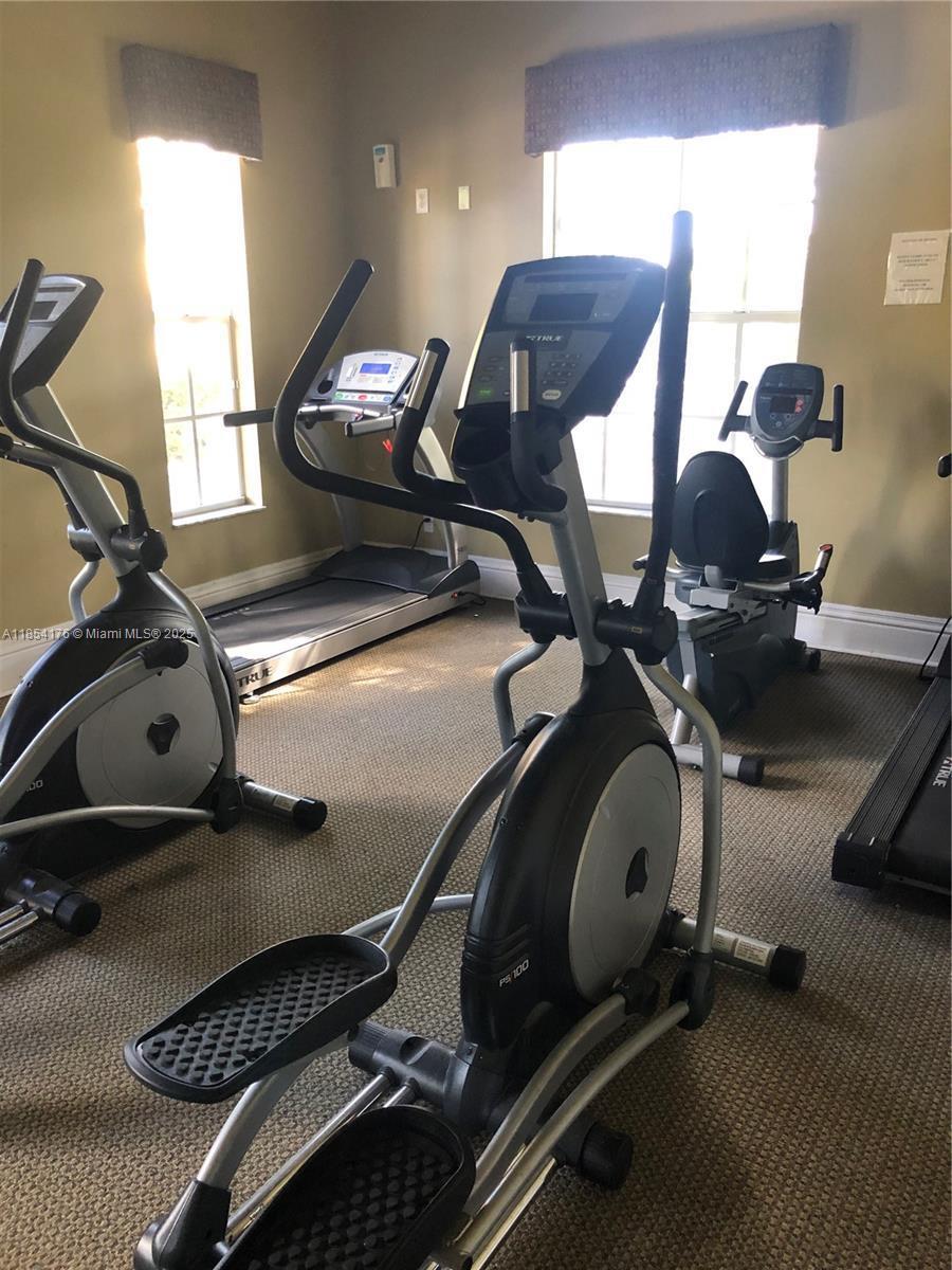 MEADOWS ON THE GREEN COND - Residential