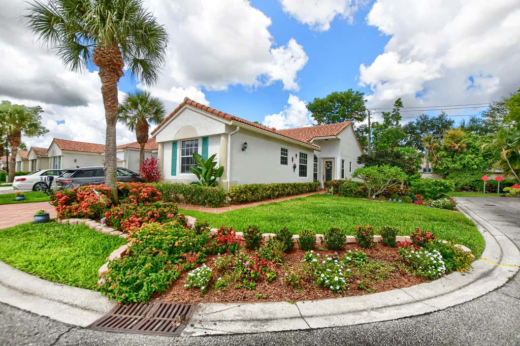 Photo of 15191 IXORA Road, Delray Beach, FL 33484 (MLS # B26064566)