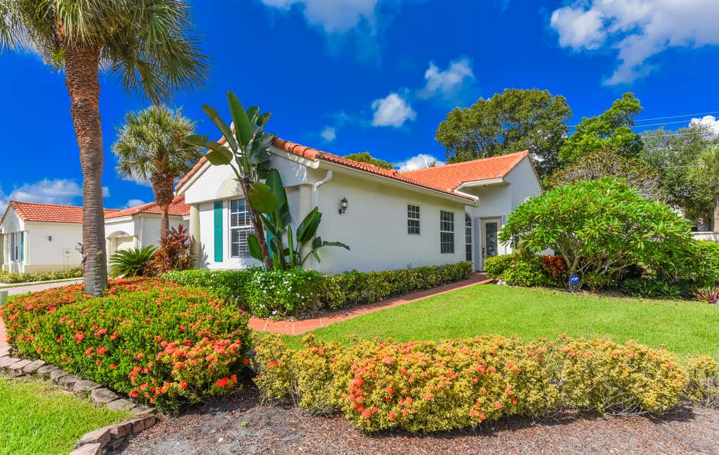 Photo of 15191 IXORA Road, Delray Beach, FL 33484 (MLS # B26064566)