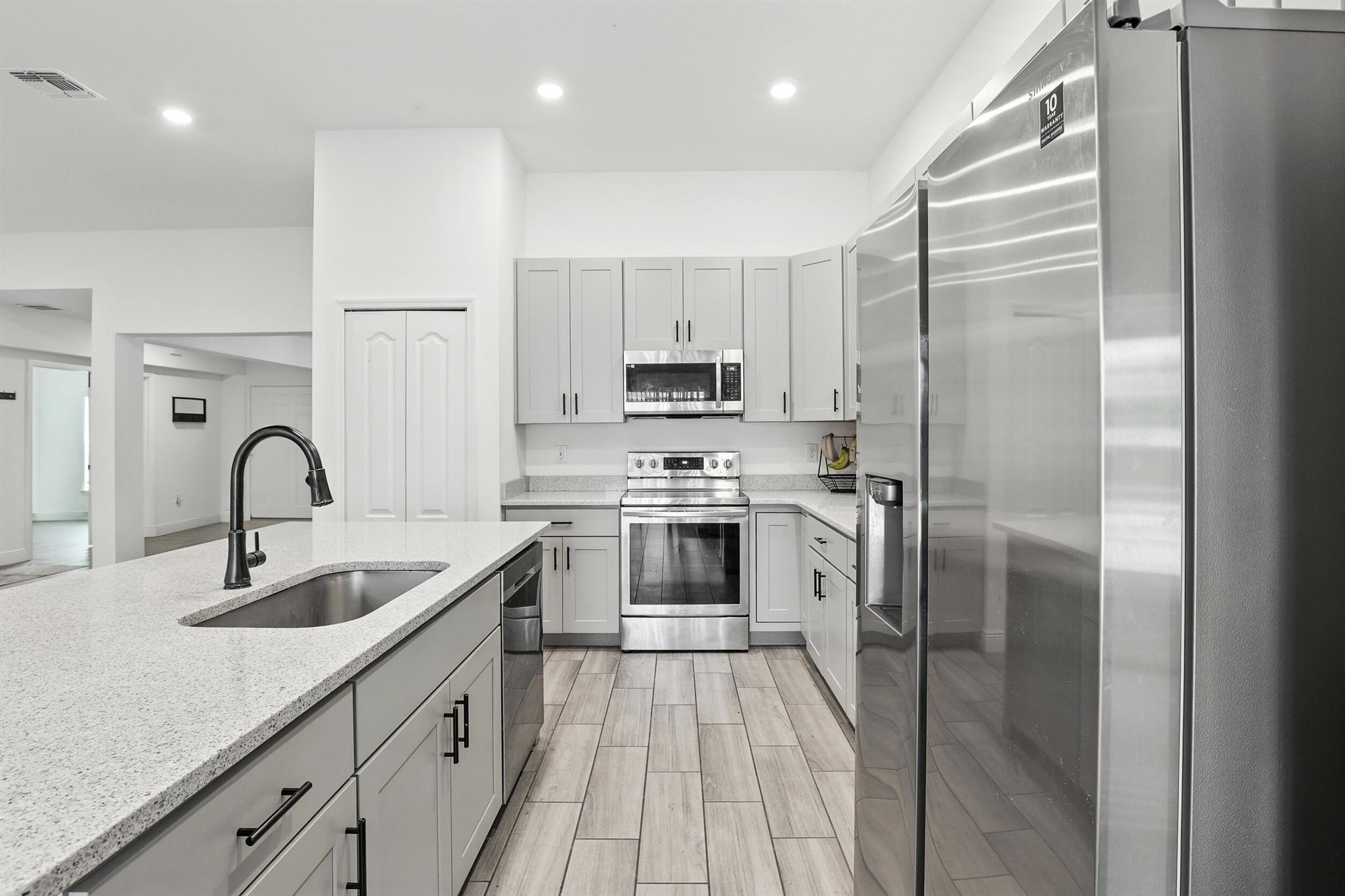 PORT ST LUCIE SECTION 33 - Residential