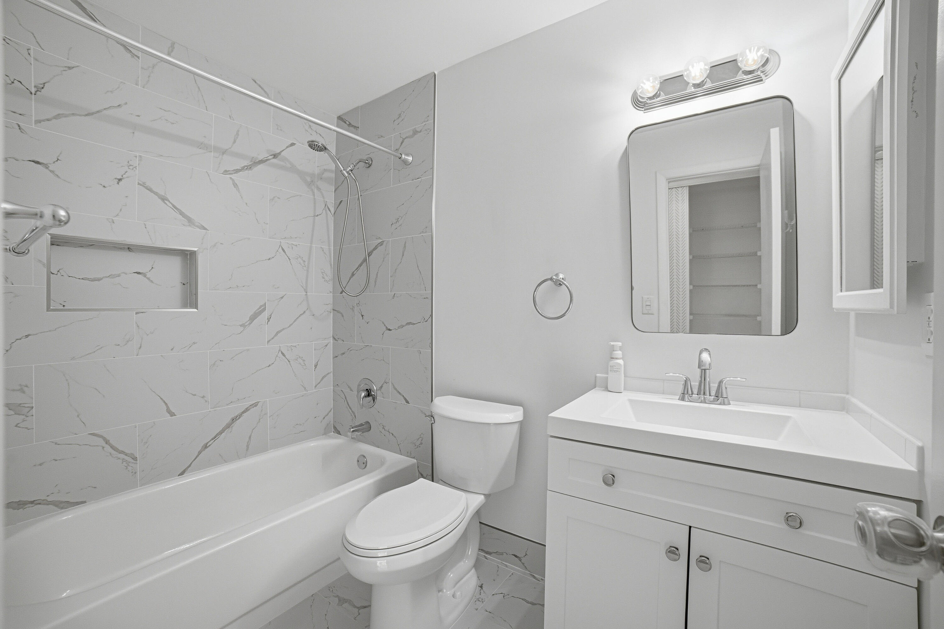 POND APPLE PLACE III CONDO - Residential