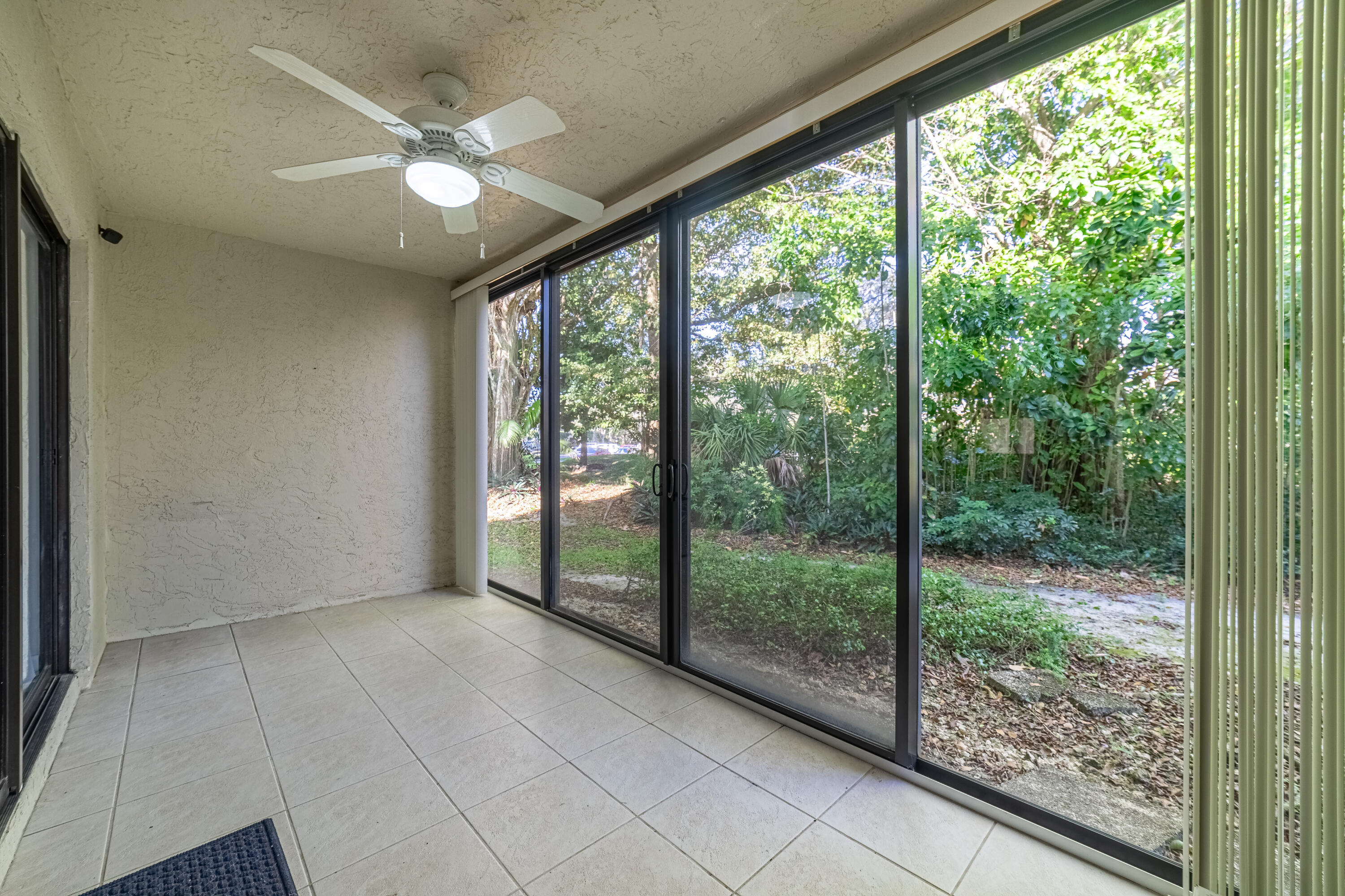 POND APPLE PLACE III CONDO - Residential