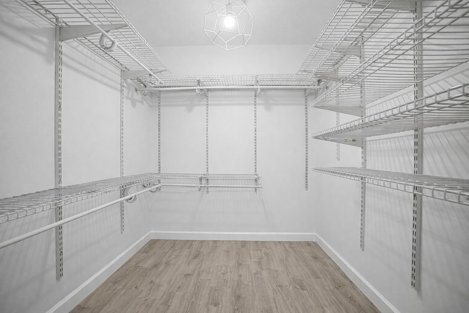 POND APPLE PLACE III CONDO - Residential