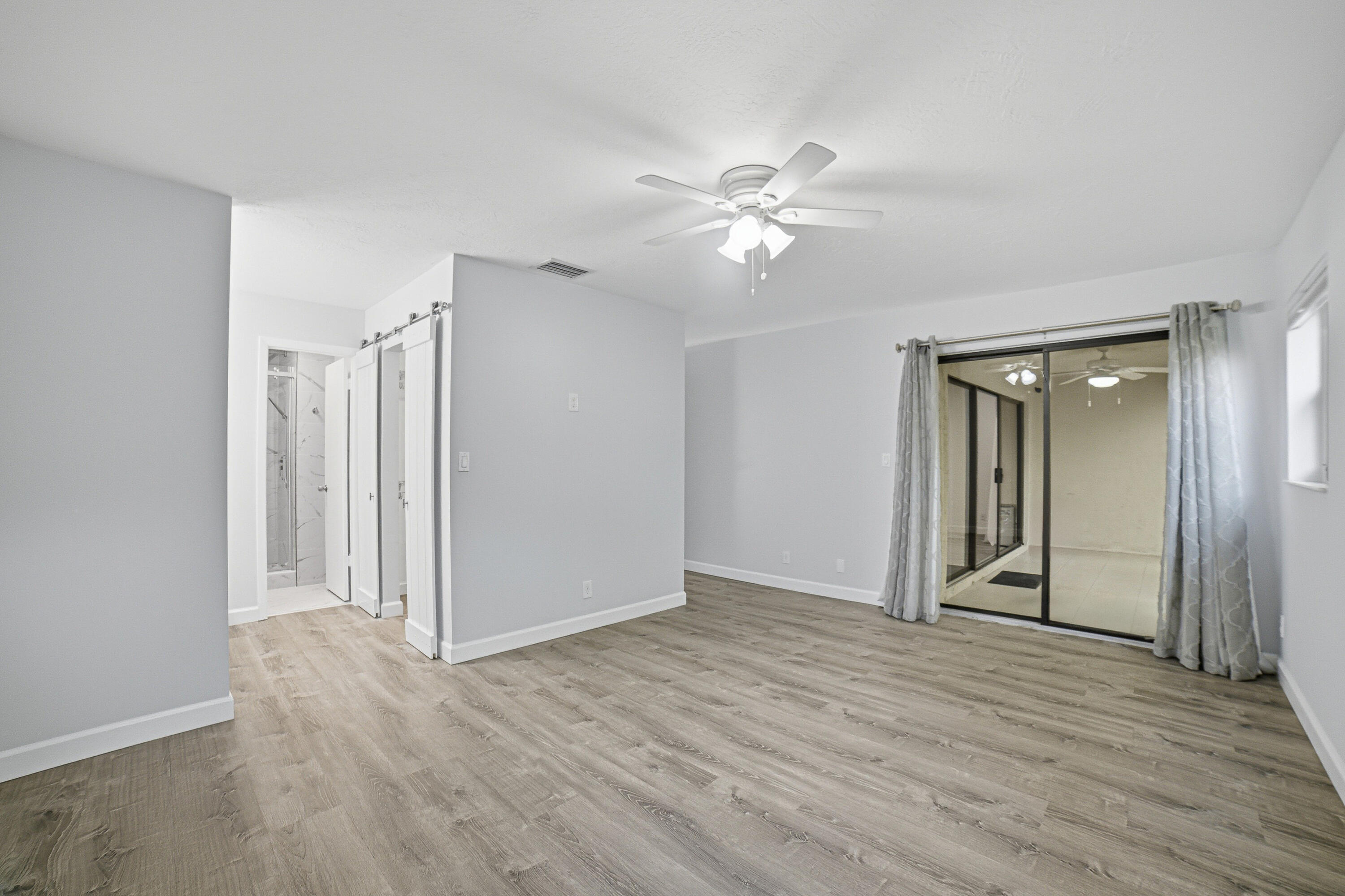 POND APPLE PLACE III CONDO - Residential