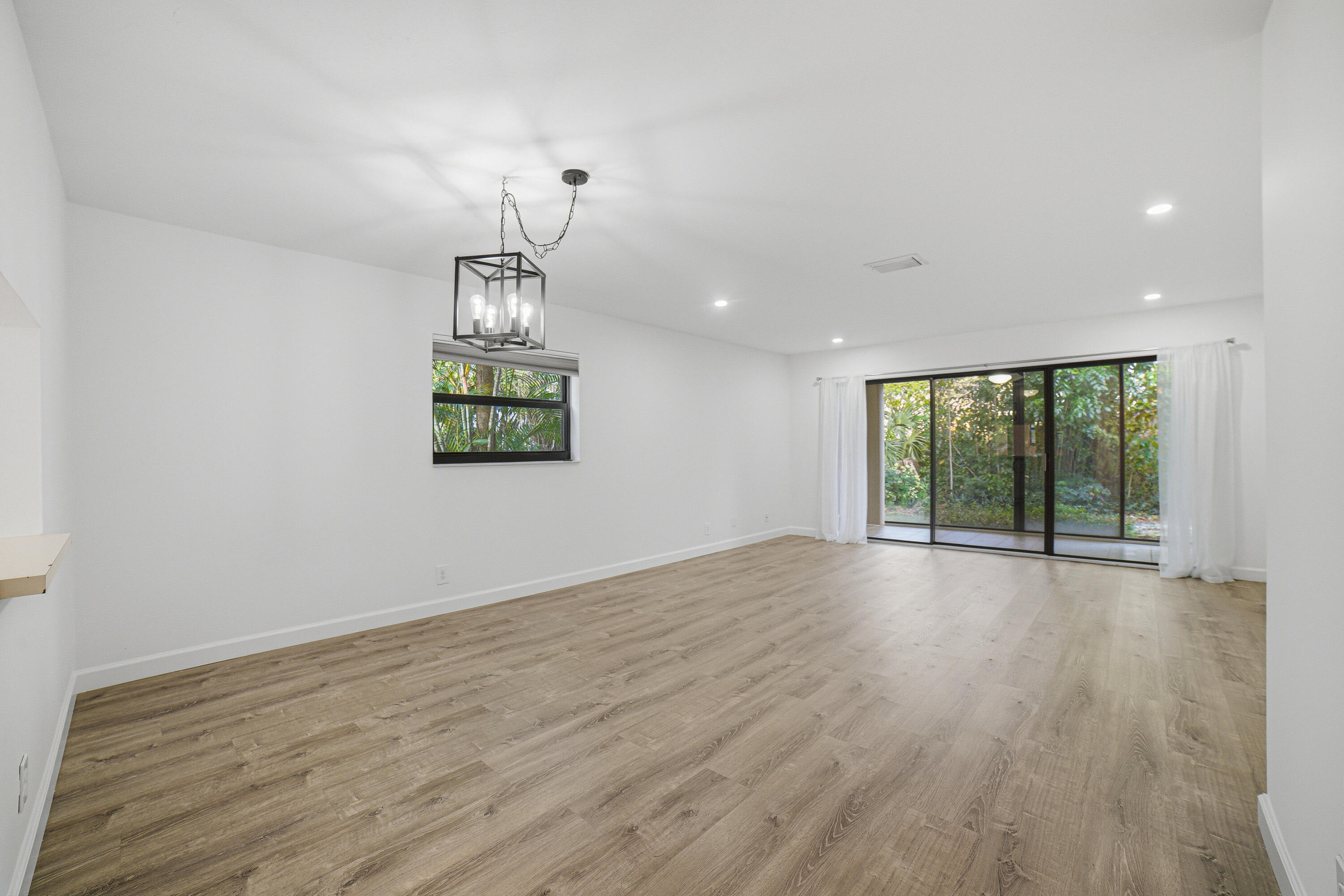 POND APPLE PLACE III CONDO - Residential