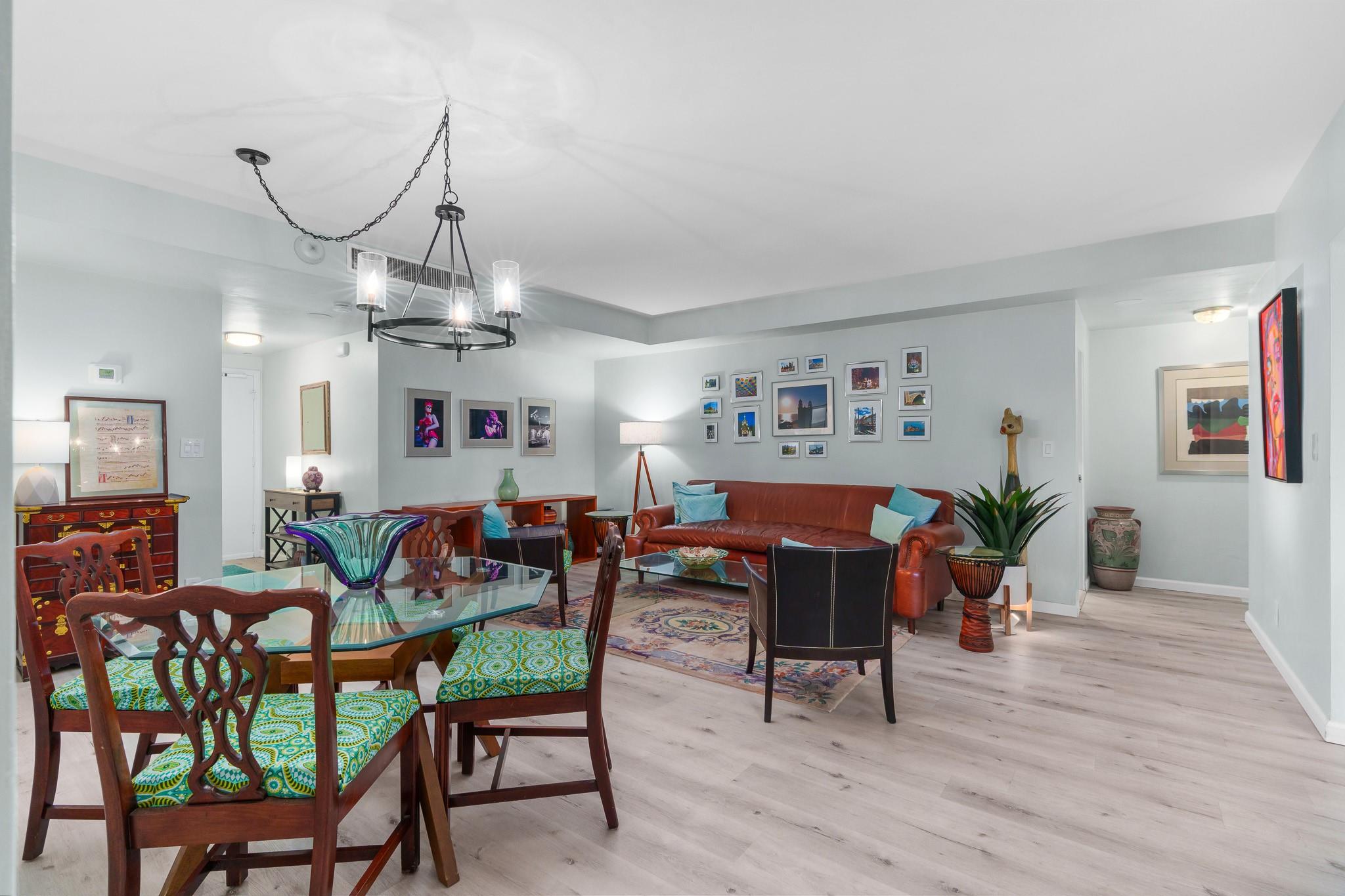 Coral Ridge Towers South - Residential