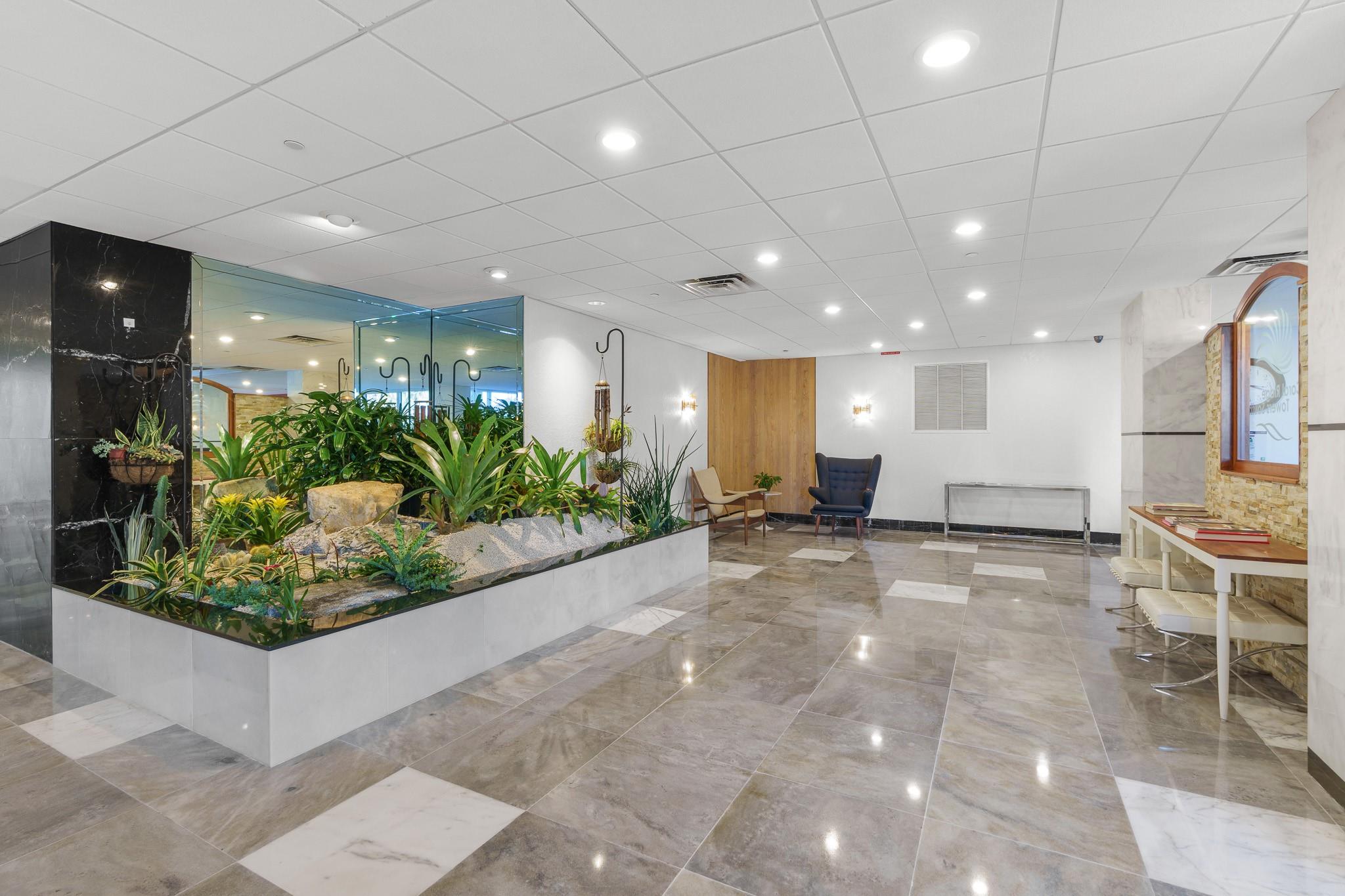 Coral Ridge Towers South - Residential