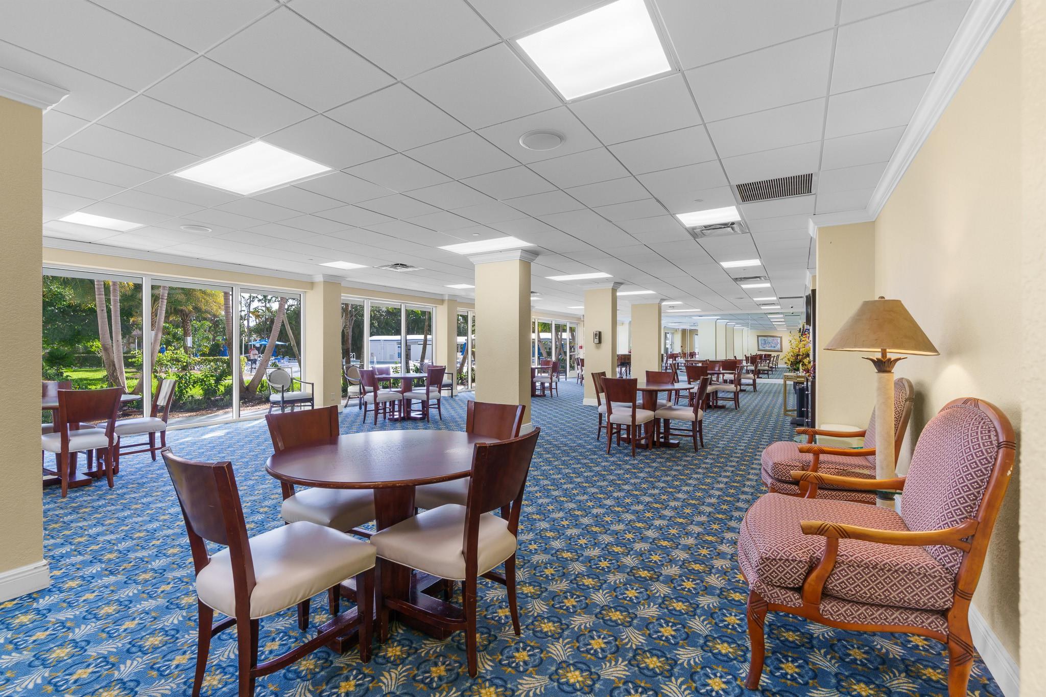 Coral Ridge Towers South - Residential