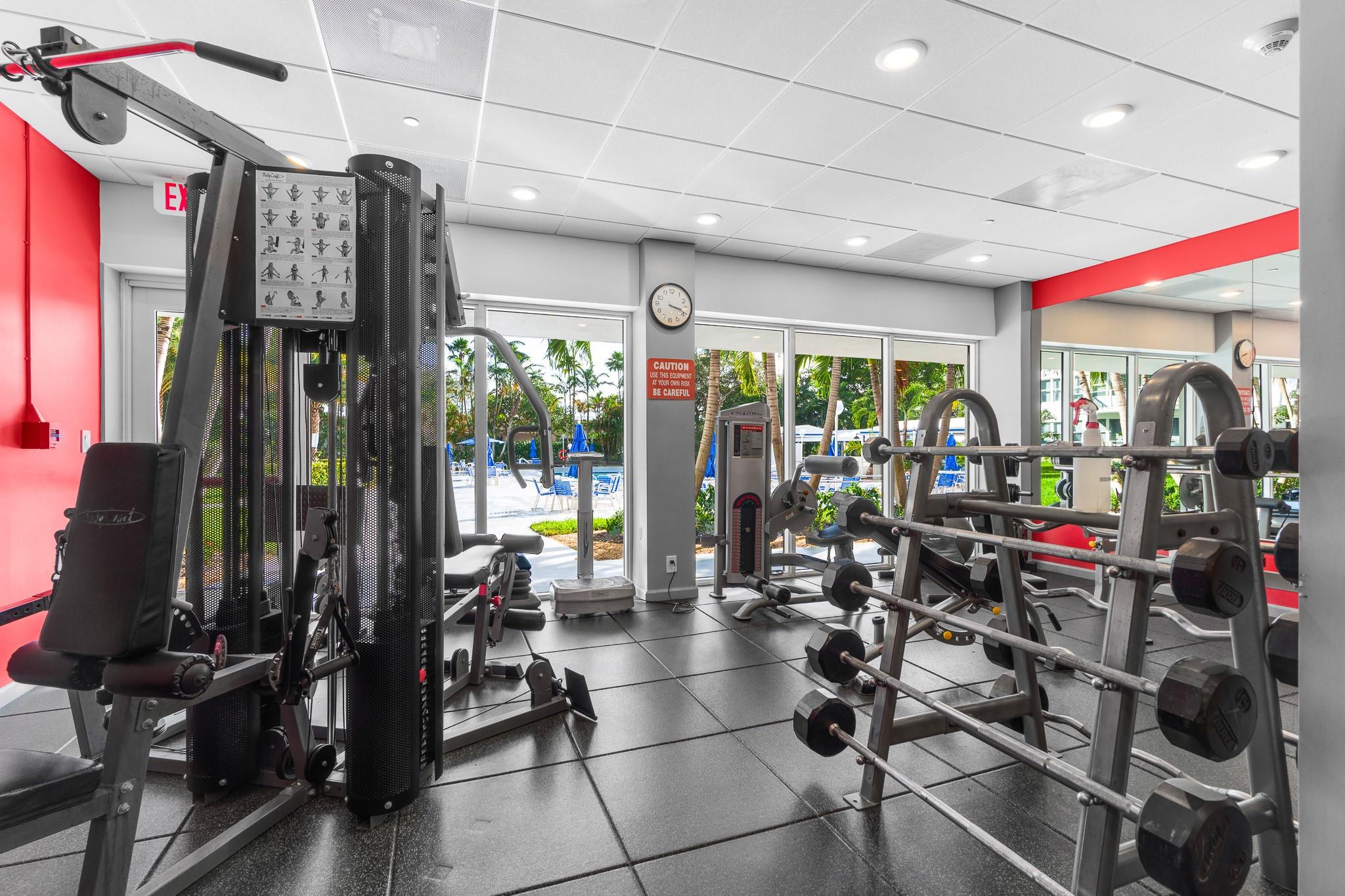 Coral Ridge Towers South - Residential