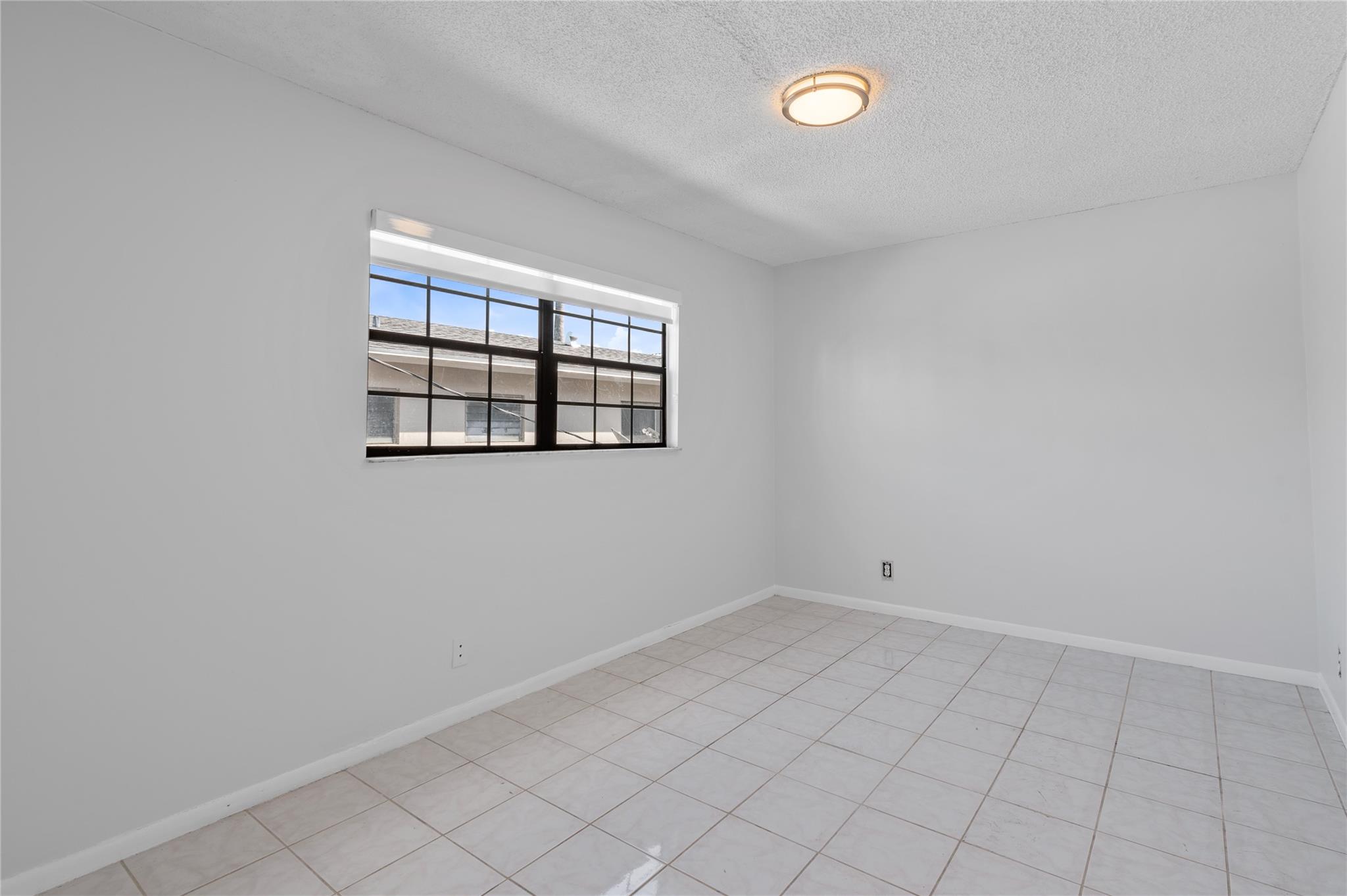 Resub Of Highland Estates - Residential Lease