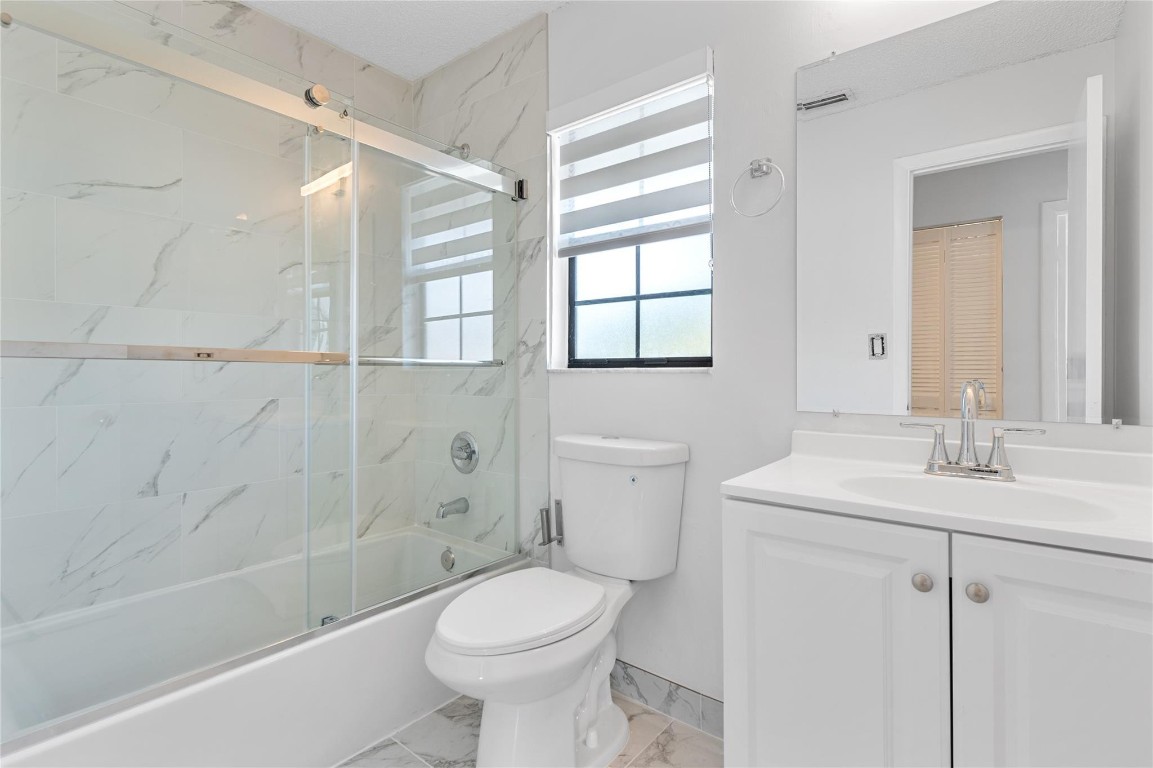 Resub Of Highland Estates - Residential Lease