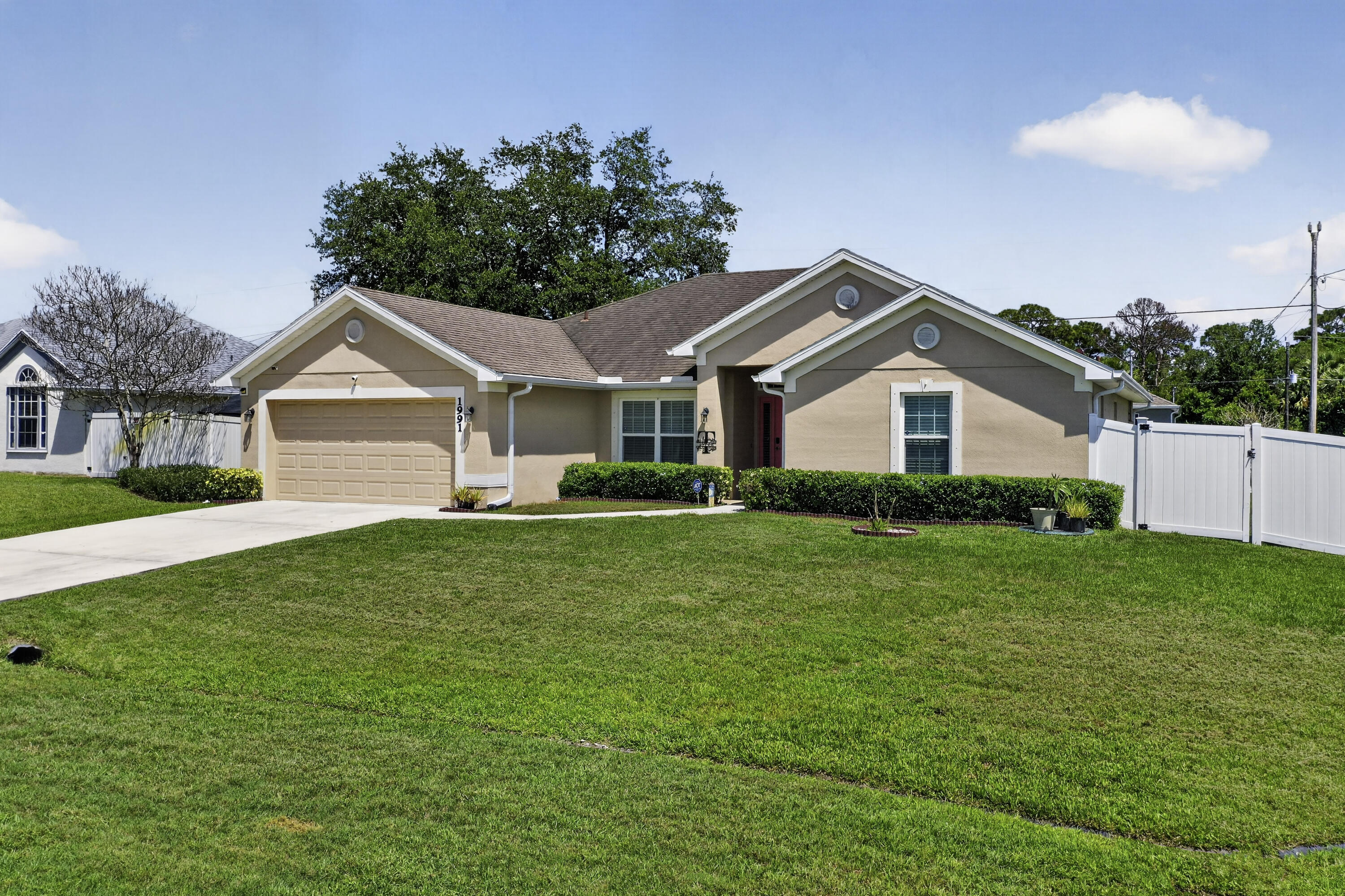 PORT ST LUCIE SECTION 11 - Residential