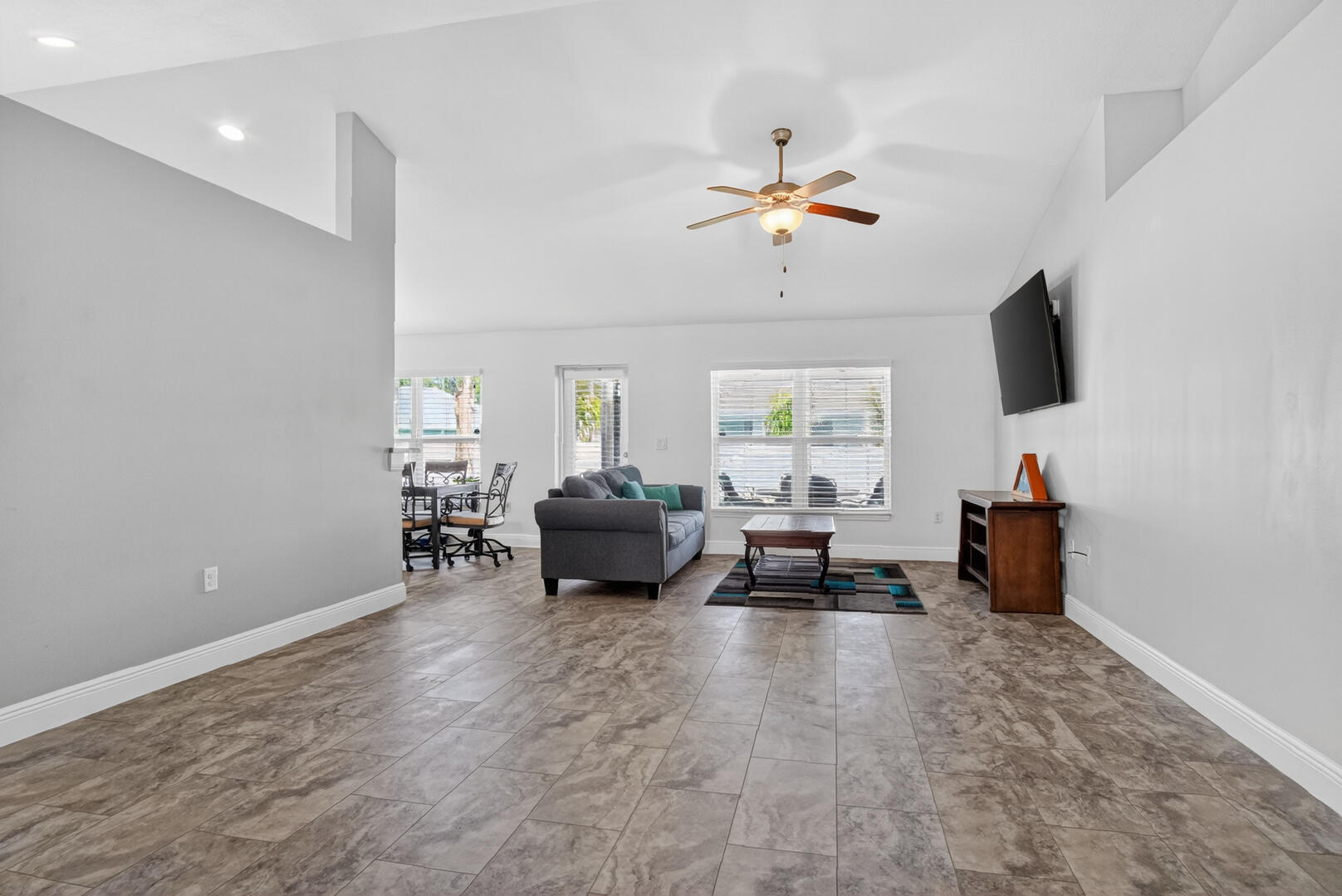 PORT ST LUCIE SECTION 11 - Residential
