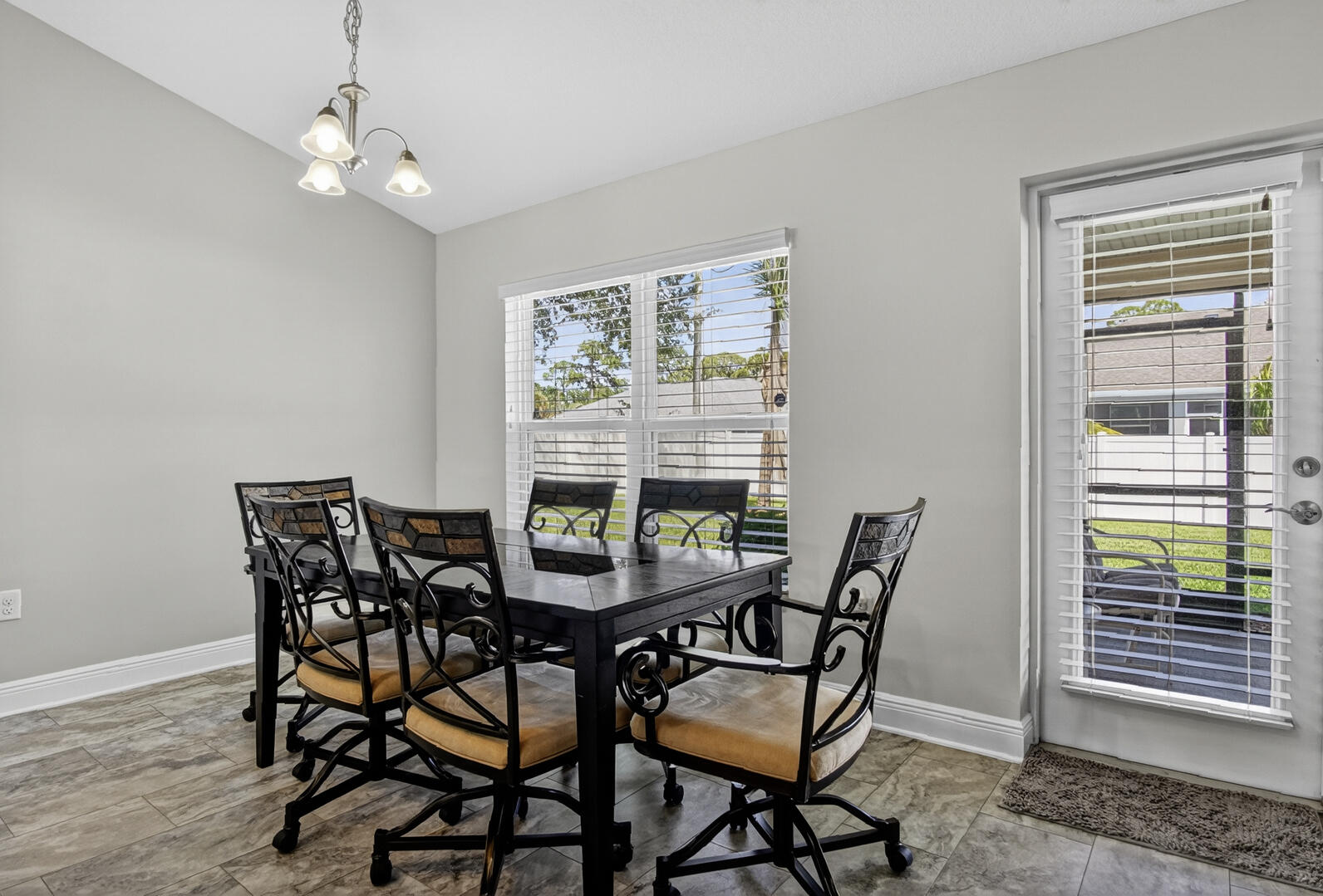 PORT ST LUCIE SECTION 11 - Residential
