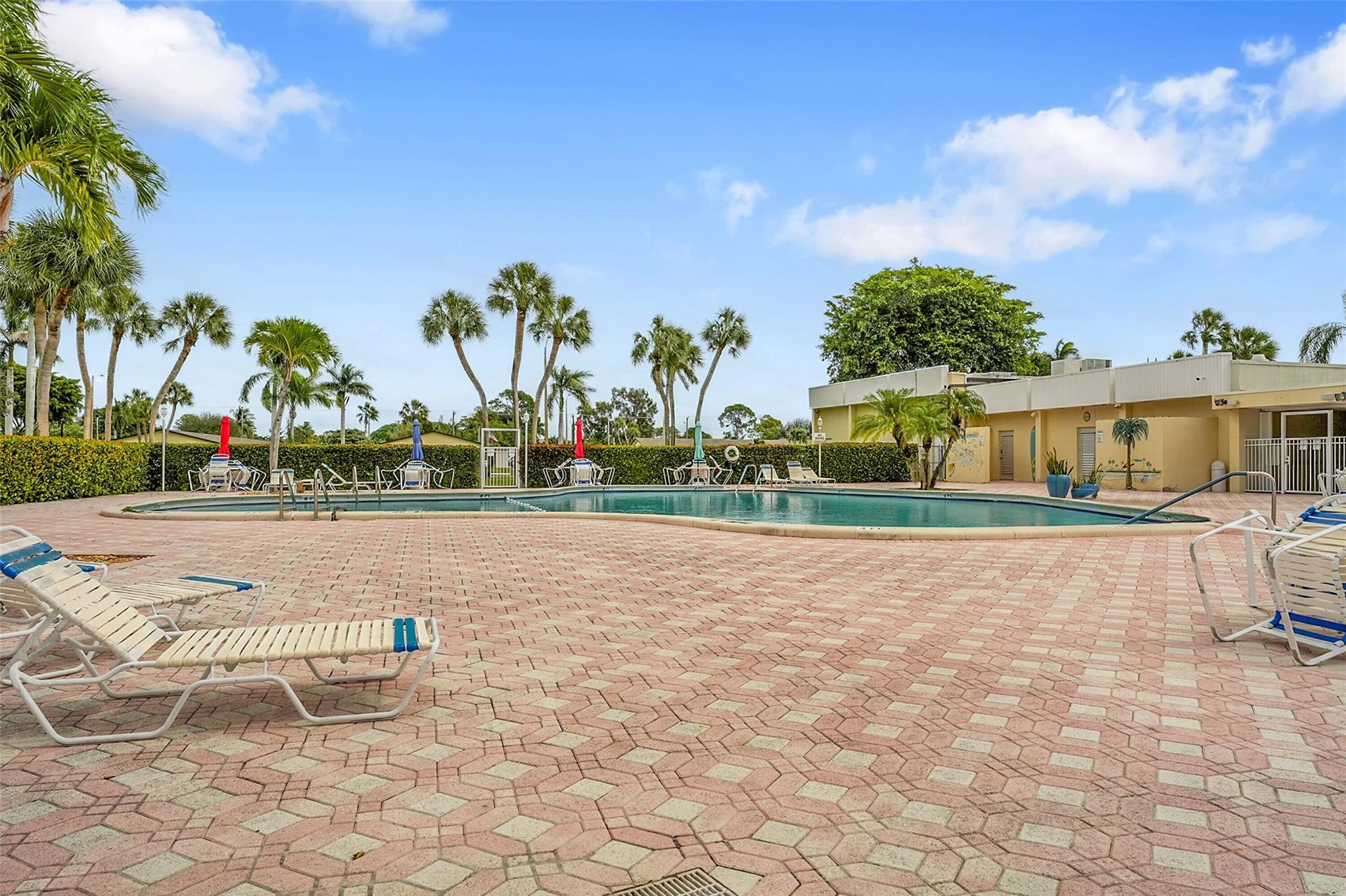 Cresthaven Ashley - Residential