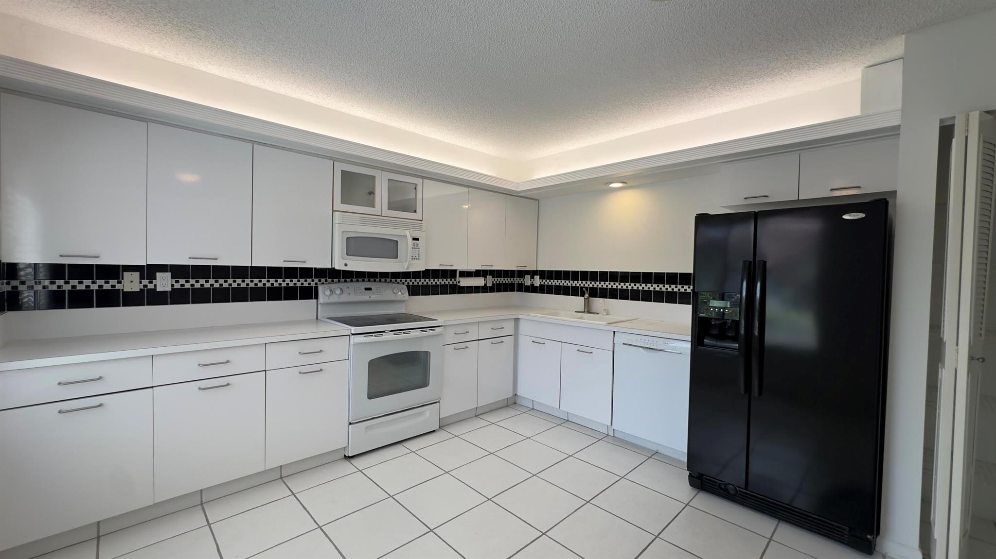 11138 Green Lake Drive 102