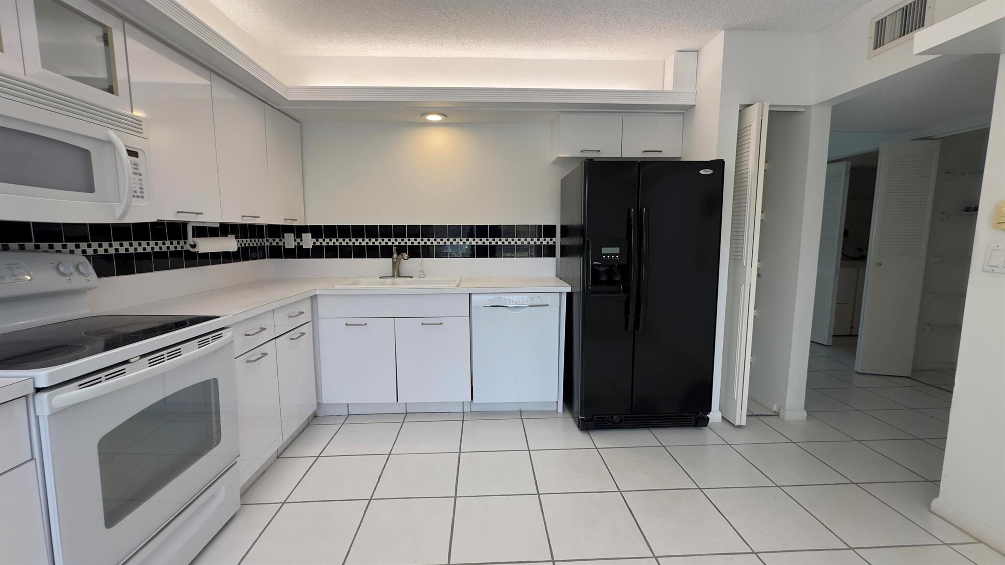 11138 Green Lake Drive 102