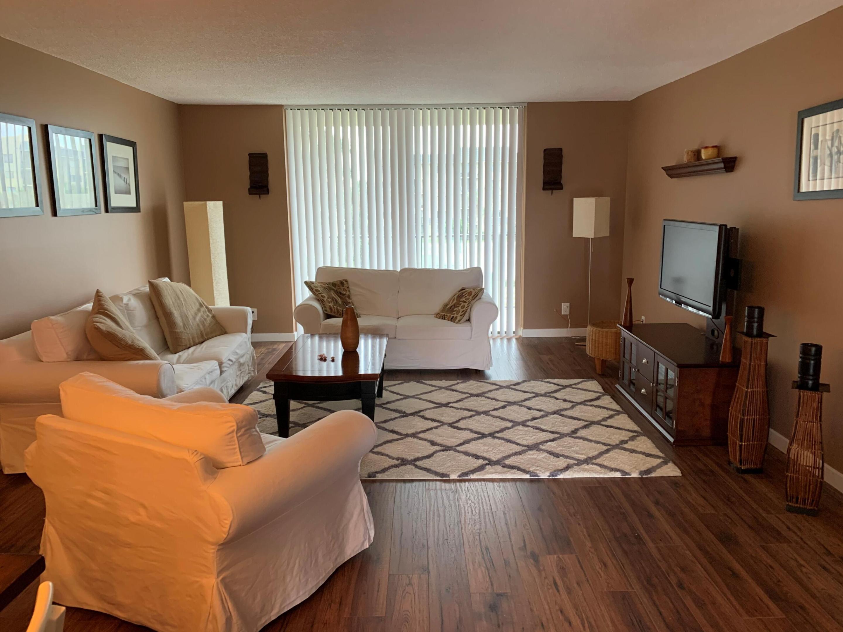 TCPB CONDO - Residential