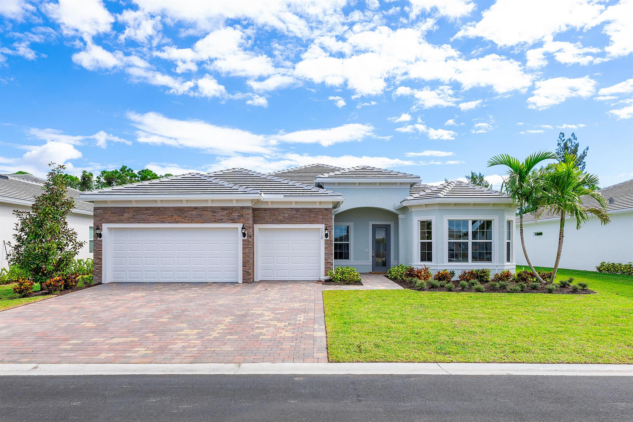 Annual Rental, furnished or unfurnished, OR Seasonal Rental 2025-2026 Available (minimum 4 months). Ask for terms!This one-story home boasts 3 bedrooms + Den (or can be a 4th bedroom), 3 bathrooms, + a bonus flex room which can be an office, playroom, gym room or sitting room. The three car garage with epoxy sealed floors is perfect for storage and all the toys!The well appointed kitchen w/island overlooks the family room & dining area. You will love cooking on the gas stove and have plenty of storage in the walk-in pantry. The designer lighting and quartz countertops give this space an elevated look.The primary suite with sitting area; the primary bath offers dual sinks, a walk-in shower with bench & separate toilet area
