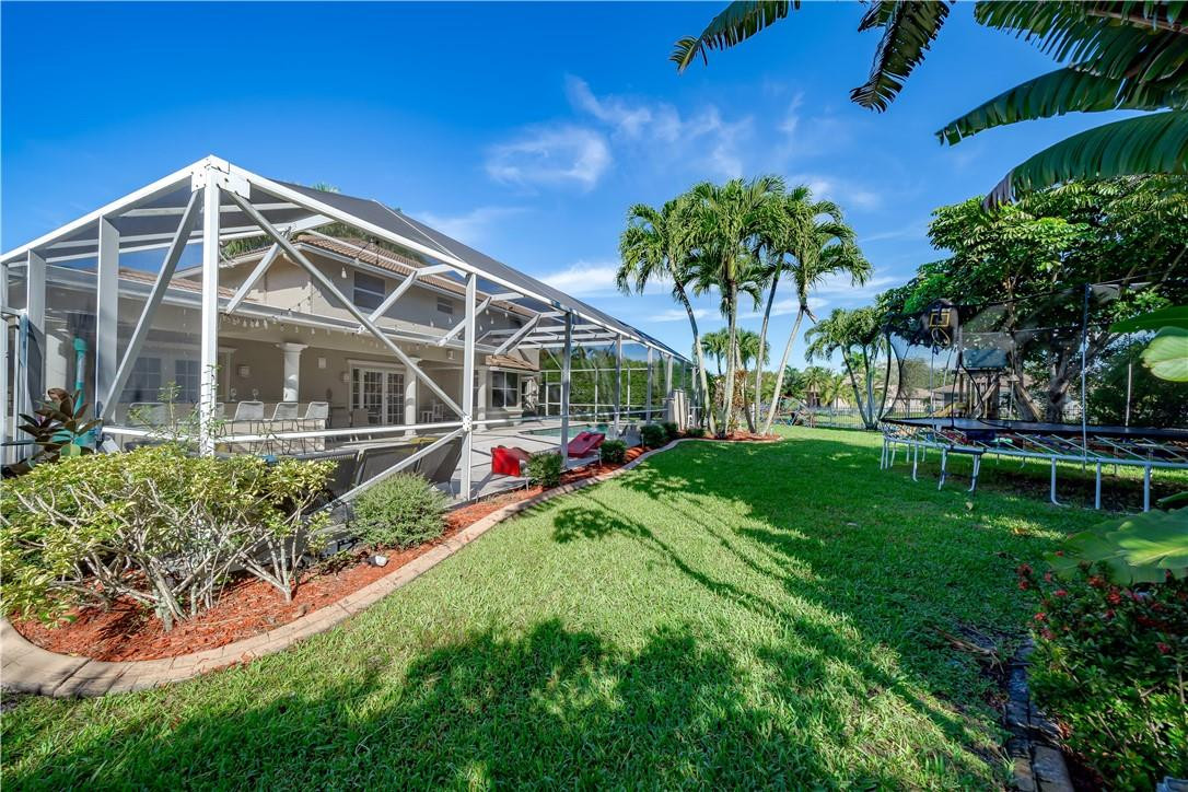 HIDDEN HAMMOCKS/OAKBROOK - Residential