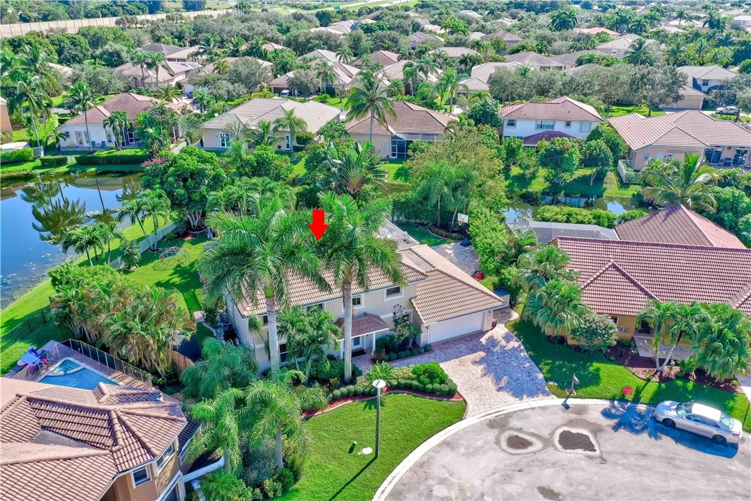 HIDDEN HAMMOCKS/OAKBROOK - Residential