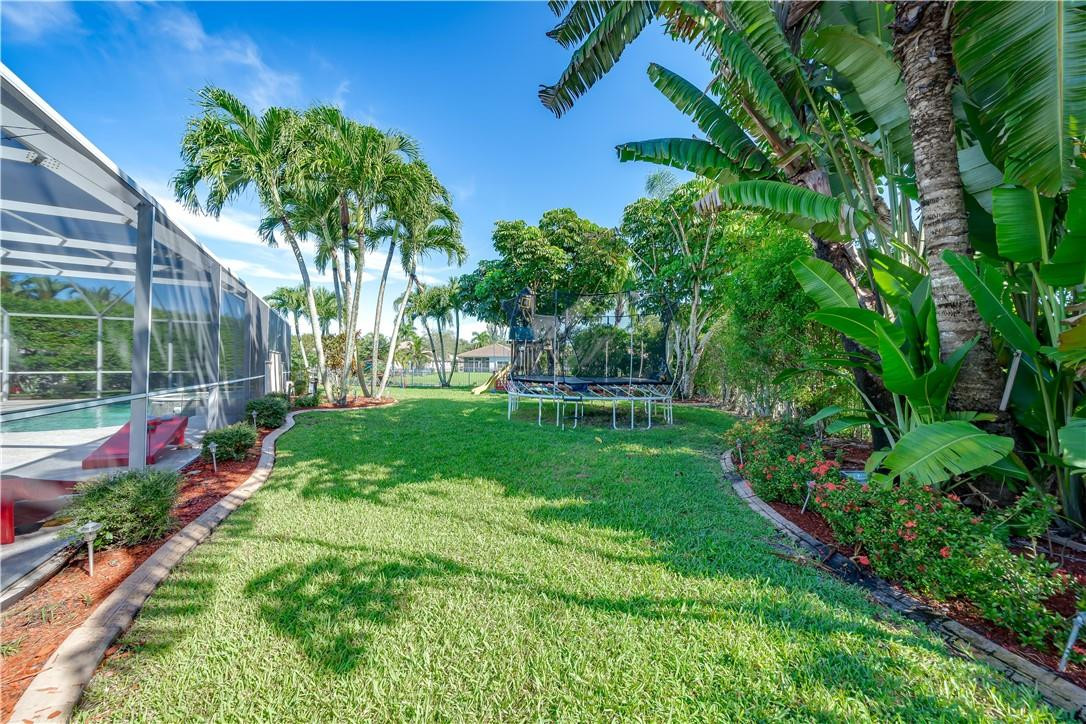 HIDDEN HAMMOCKS/OAKBROOK - Residential