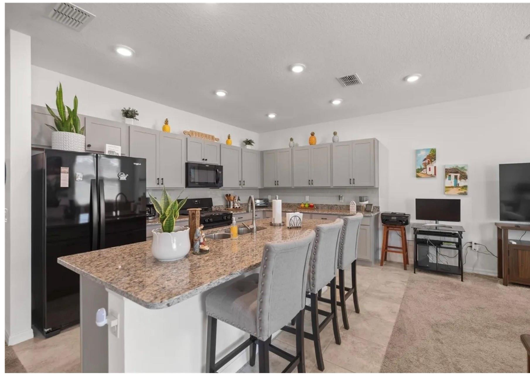 Calesa Township Roan Hill - Residential Lease