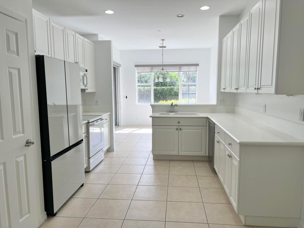 Photo of 44 Lancaster Road, Boynton Beach, FL 33426 (MLS # R11135350)