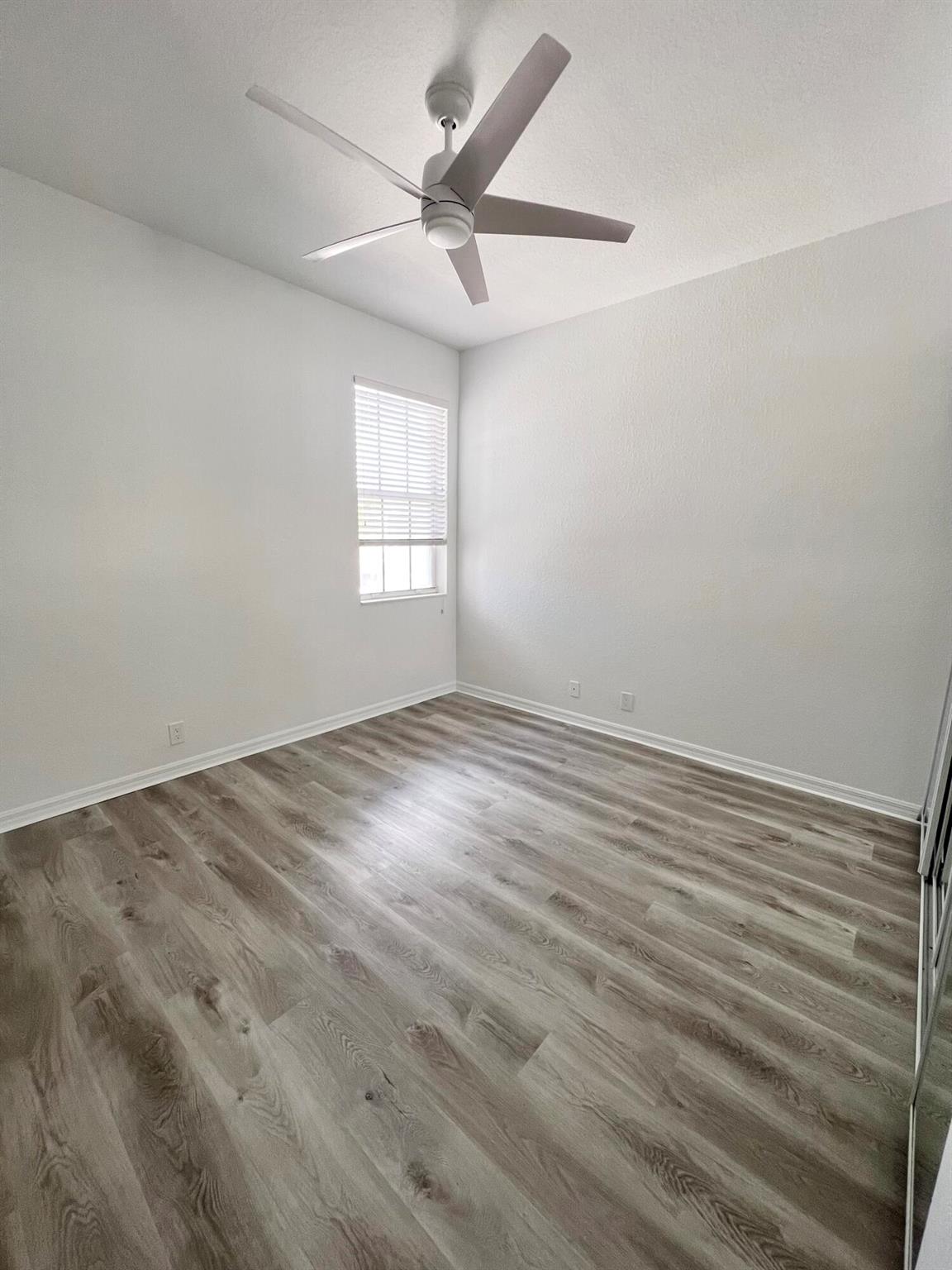 CARRIAGE POINTE TOWNHOMES - Residential Lease