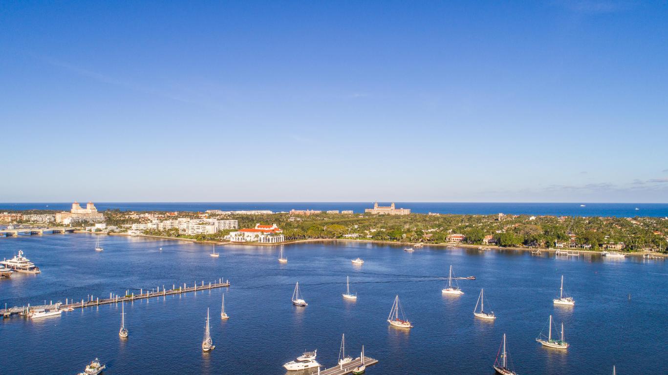 THIRTY FIVE SIXTY CONDO, Concordia East - Residential