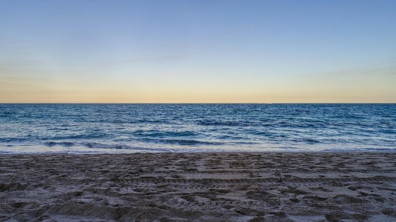 THIRTY FIVE SIXTY CONDO, Concordia East - Residential