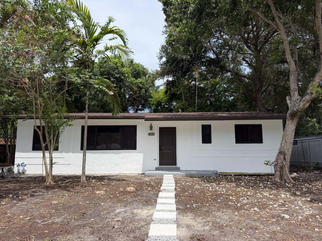 Photo of 3611 SW 33rd Avenue, West Park, FL 33023 (MLS # B26056903)