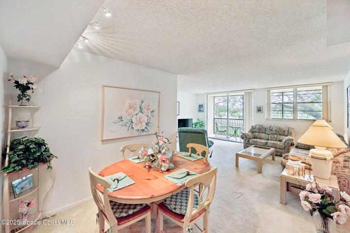 3300 W Rolling Hills Circle 203