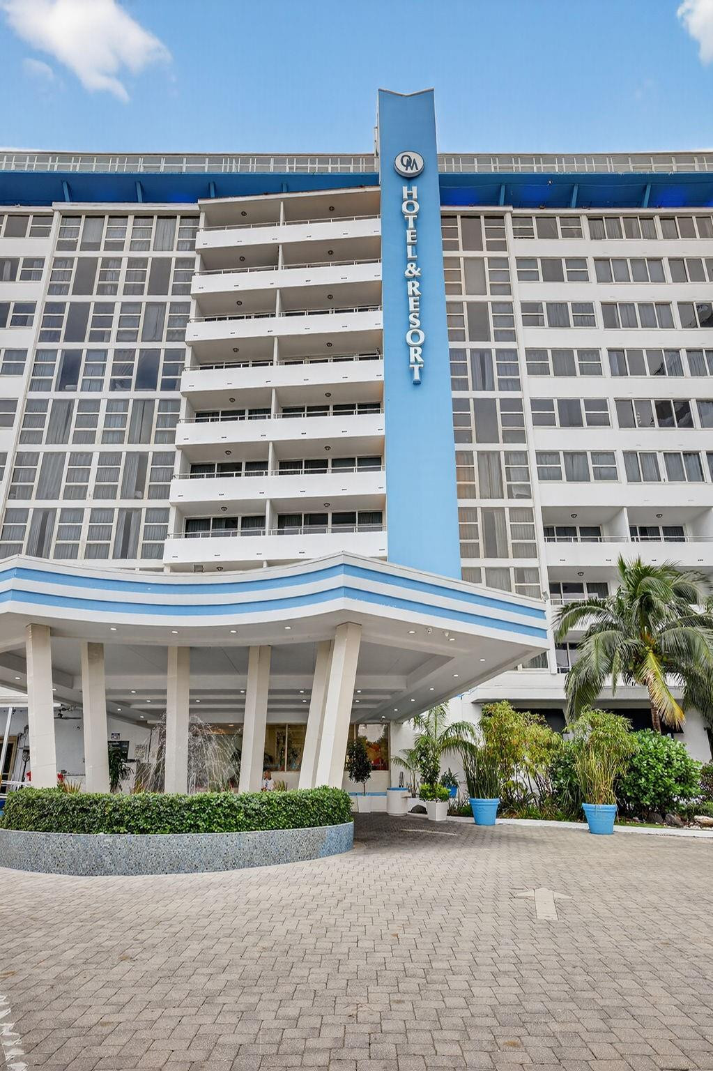 View photos, virtual tours, details... 4040 Galt Ocean Drive 708