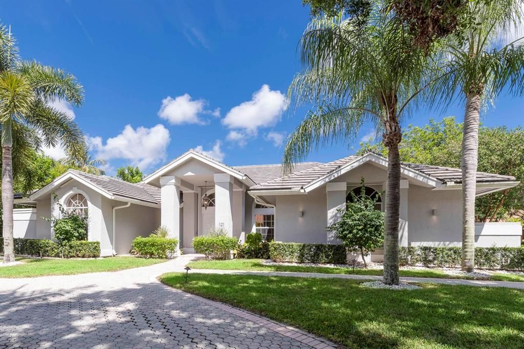 Photo of 121 N River Drive W, Jupiter, FL 33458 (MLS # R10751267)