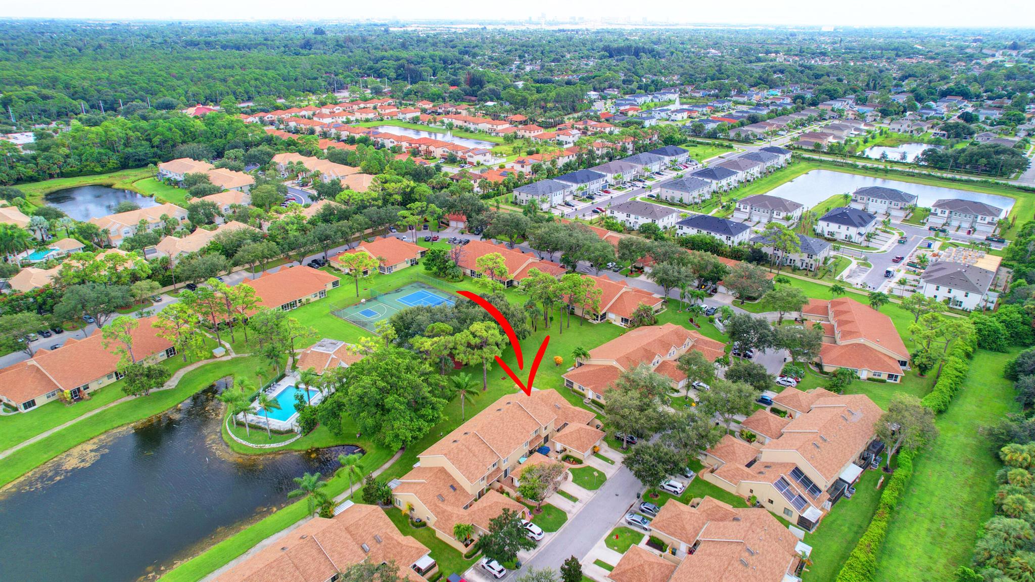 JOGGERS RUN - Residential