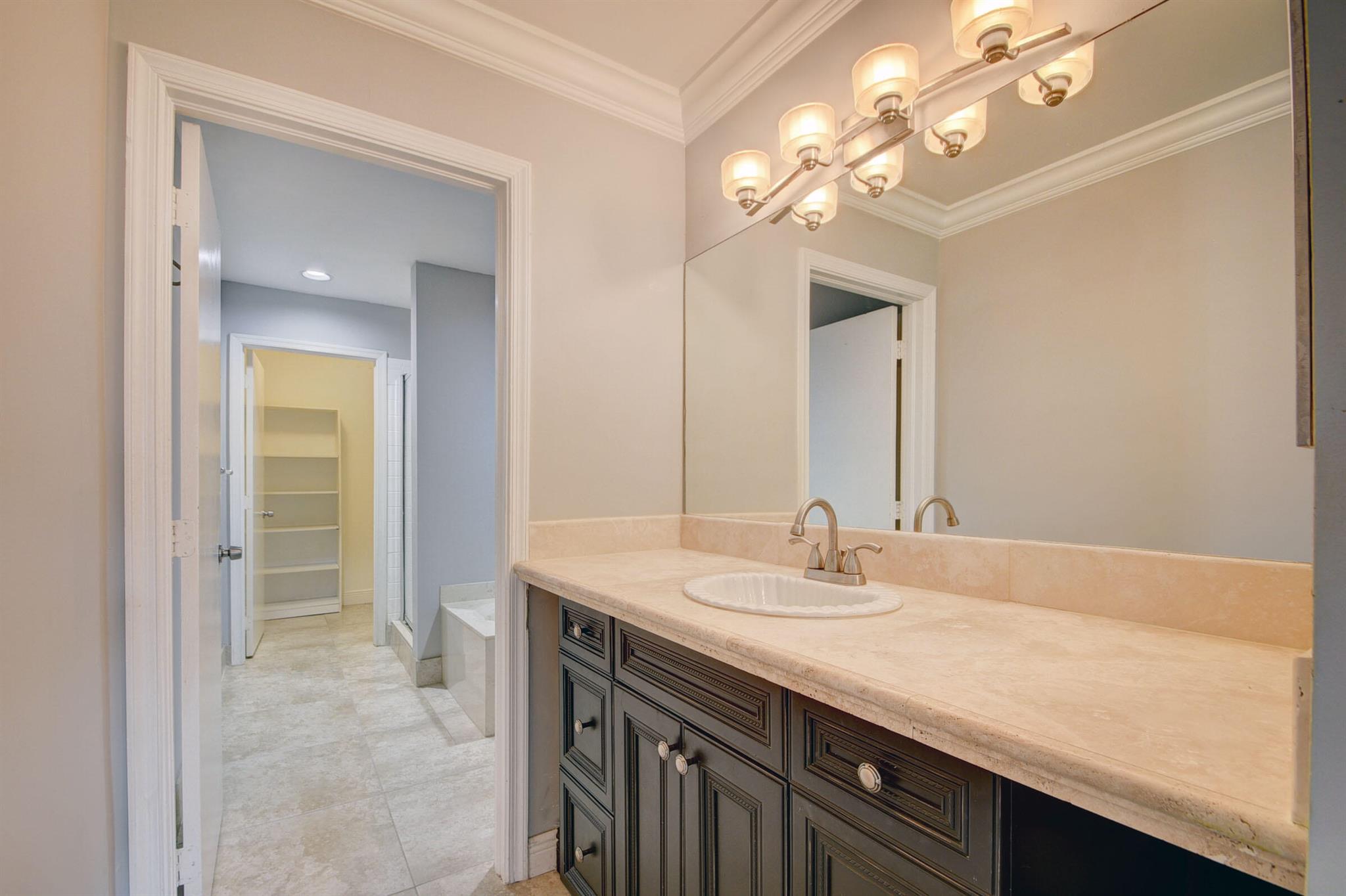 JOGGERS RUN - Residential