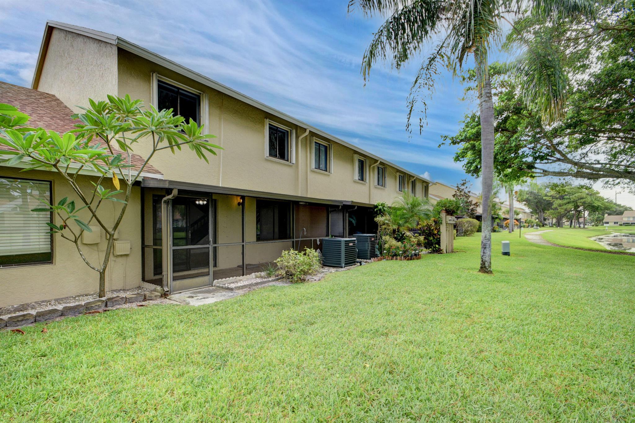 JOGGERS RUN - Residential