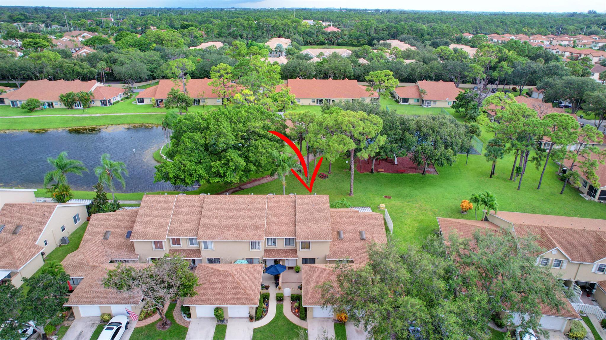 JOGGERS RUN - Residential