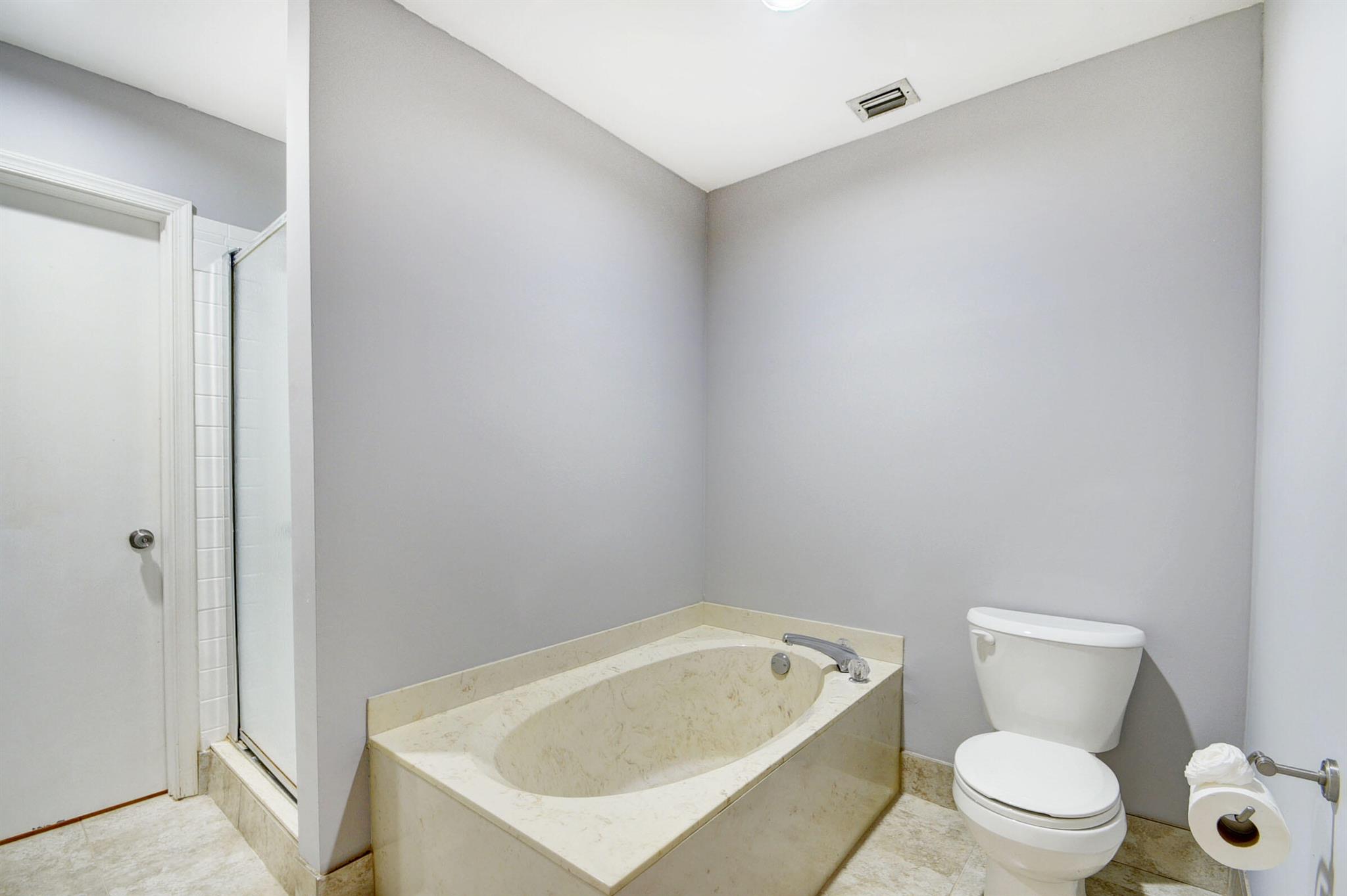 JOGGERS RUN - Residential