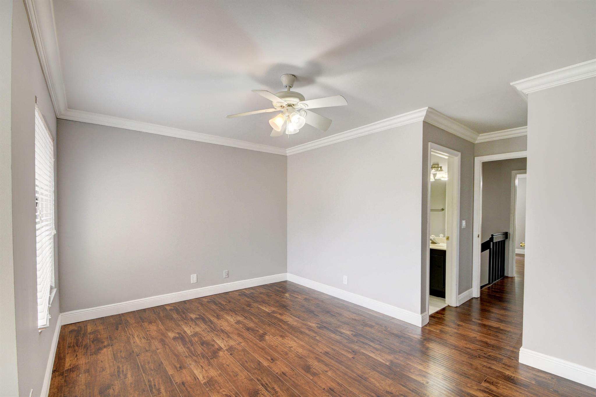 JOGGERS RUN - Residential