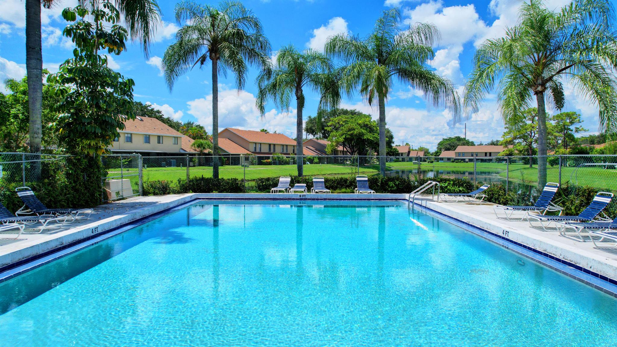 JOGGERS RUN - Residential