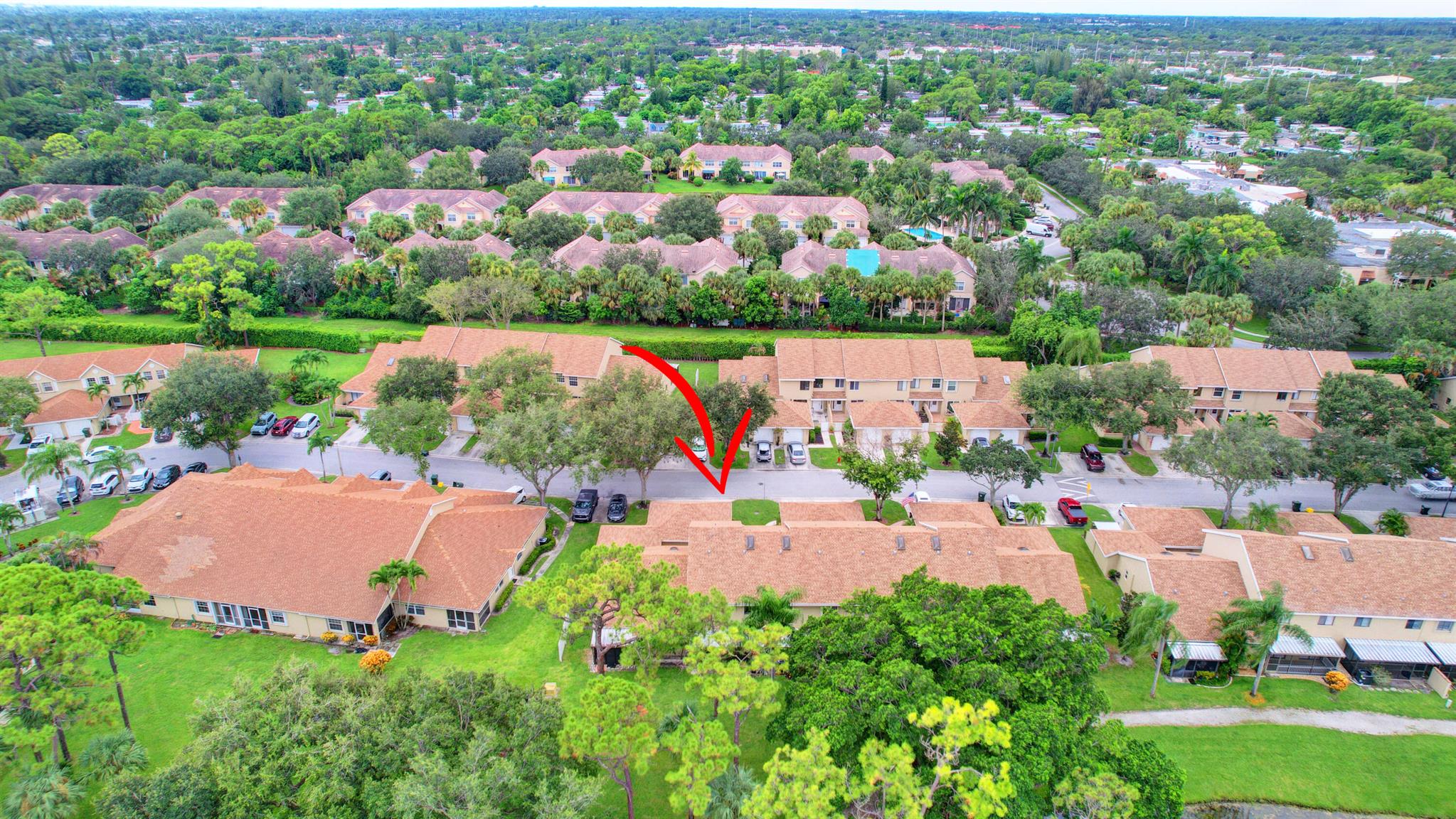 JOGGERS RUN - Residential