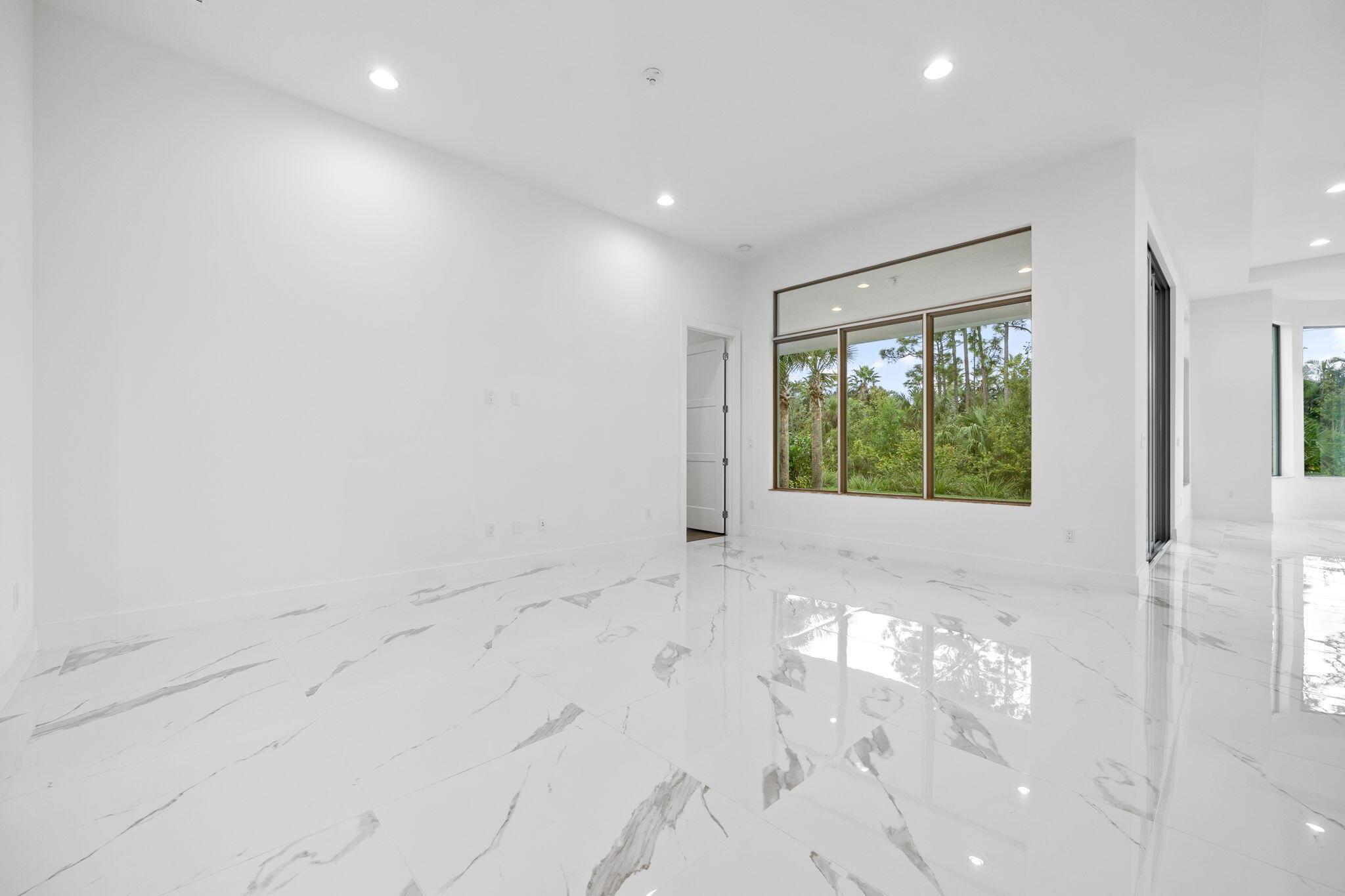 ALTON NEIGHBORHOOD - Residential