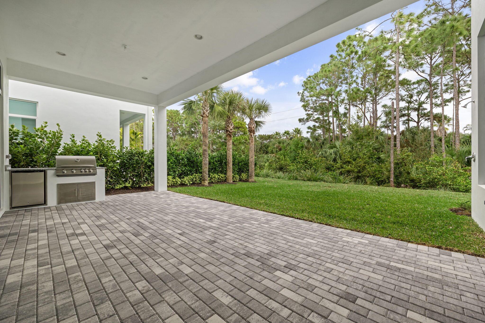 ALTON NEIGHBORHOOD - Residential