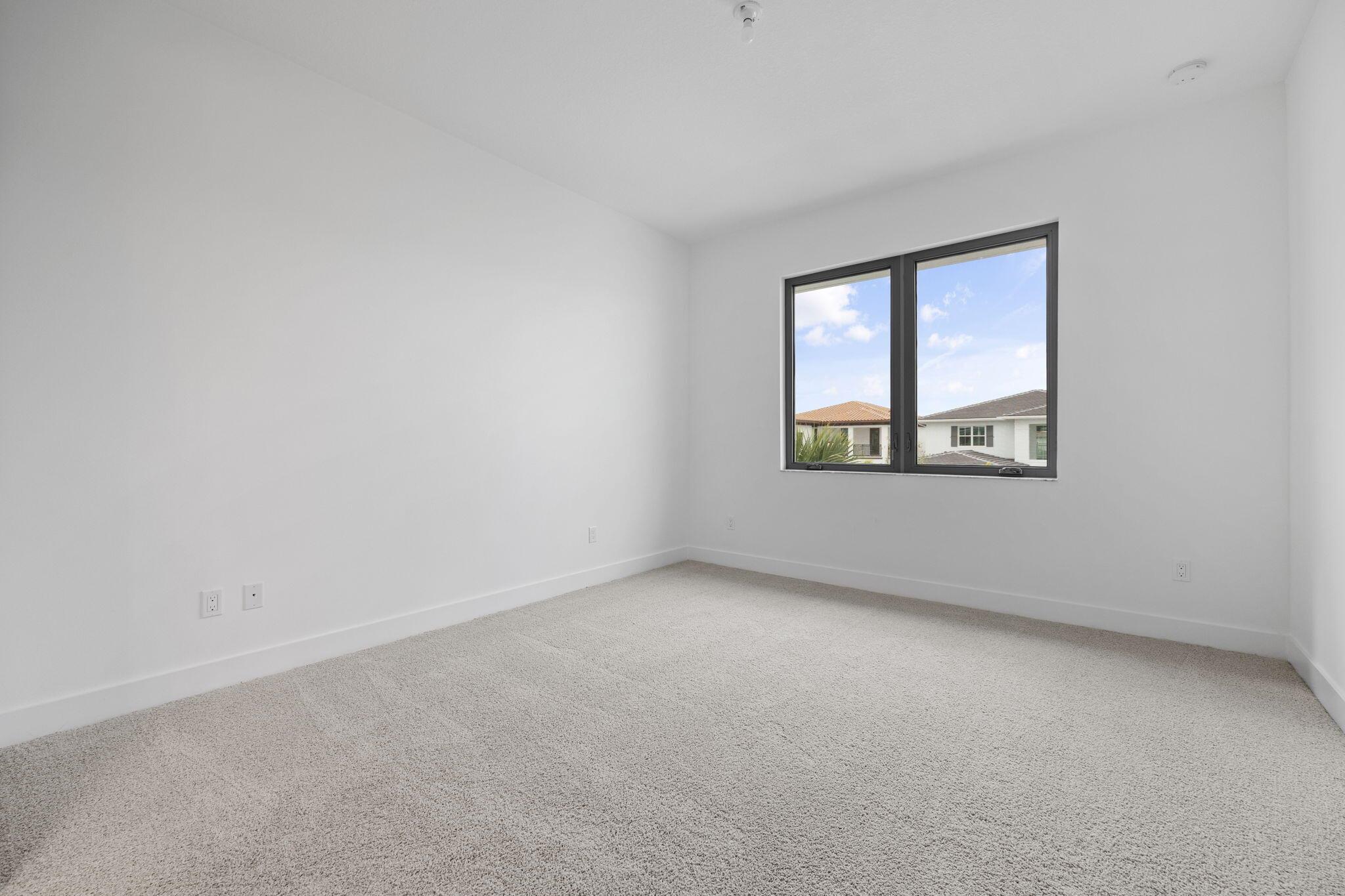 ALTON NEIGHBORHOOD - Residential